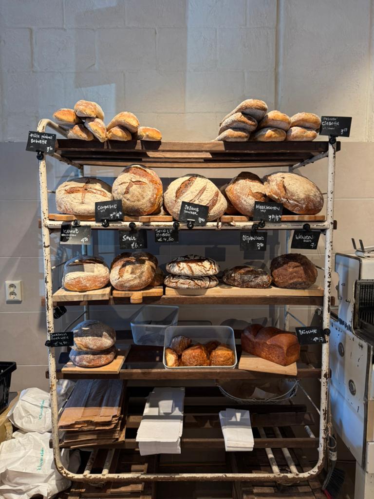 Broodrek vintage, Ophalen
