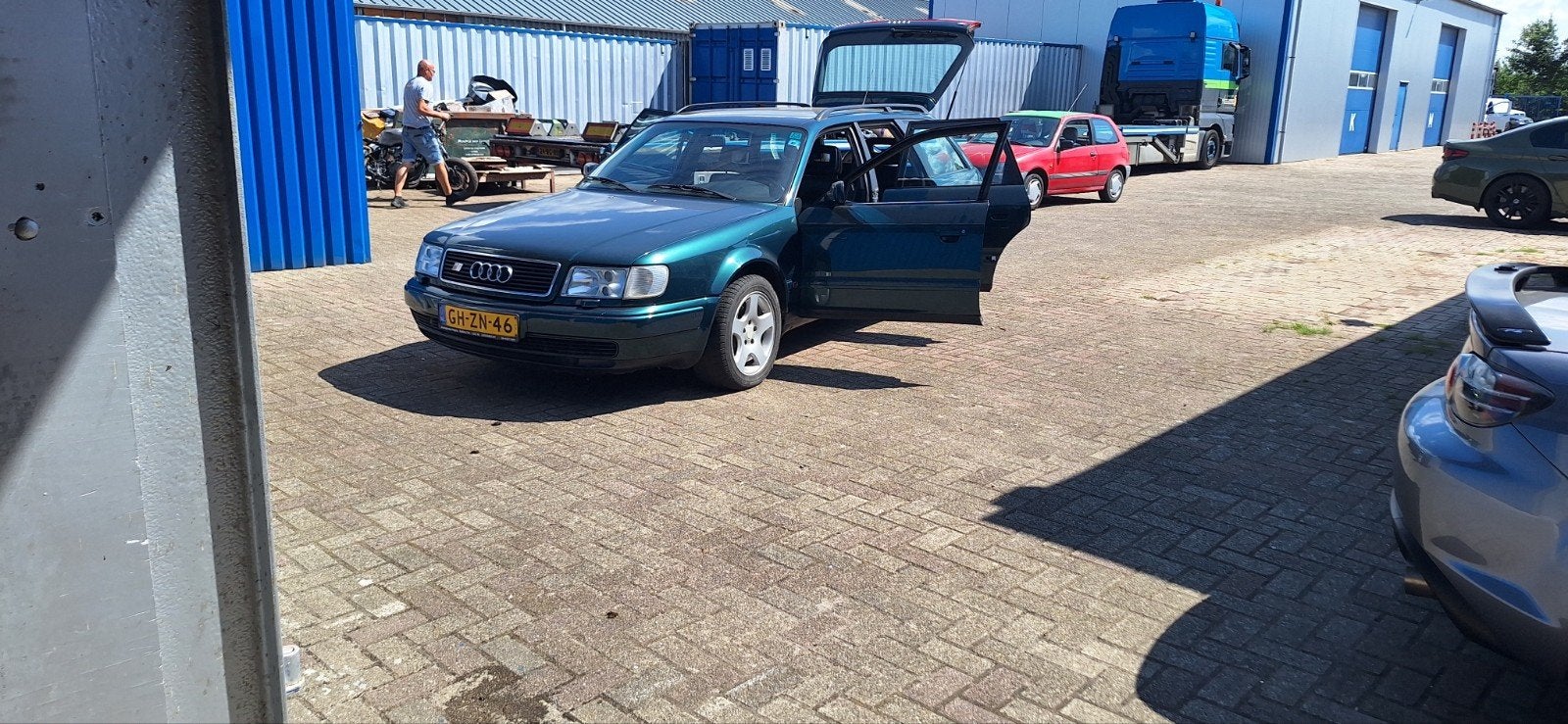 Audi 100 4.2 V8 Avant Quattro 206KW 4WD E 1993 Groen, Auto's, 4172 cc, Stoelverwarming, Stationwagon, Handgeschakeld