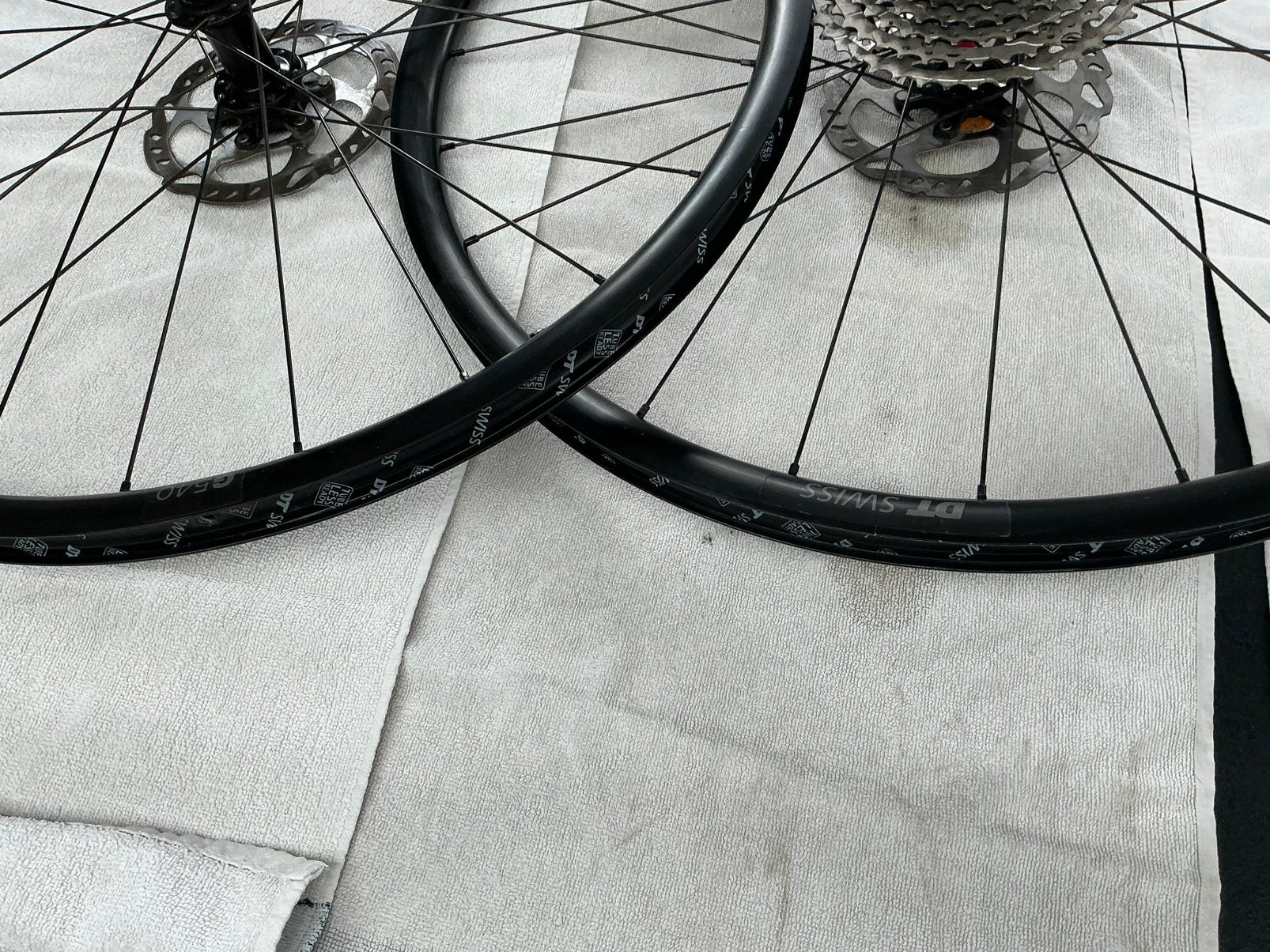 Shimano GRX groep compleet + set DT swiss G540 wielen, Ophalen of Verzenden, Zo goed als nieuw, Gravelbike