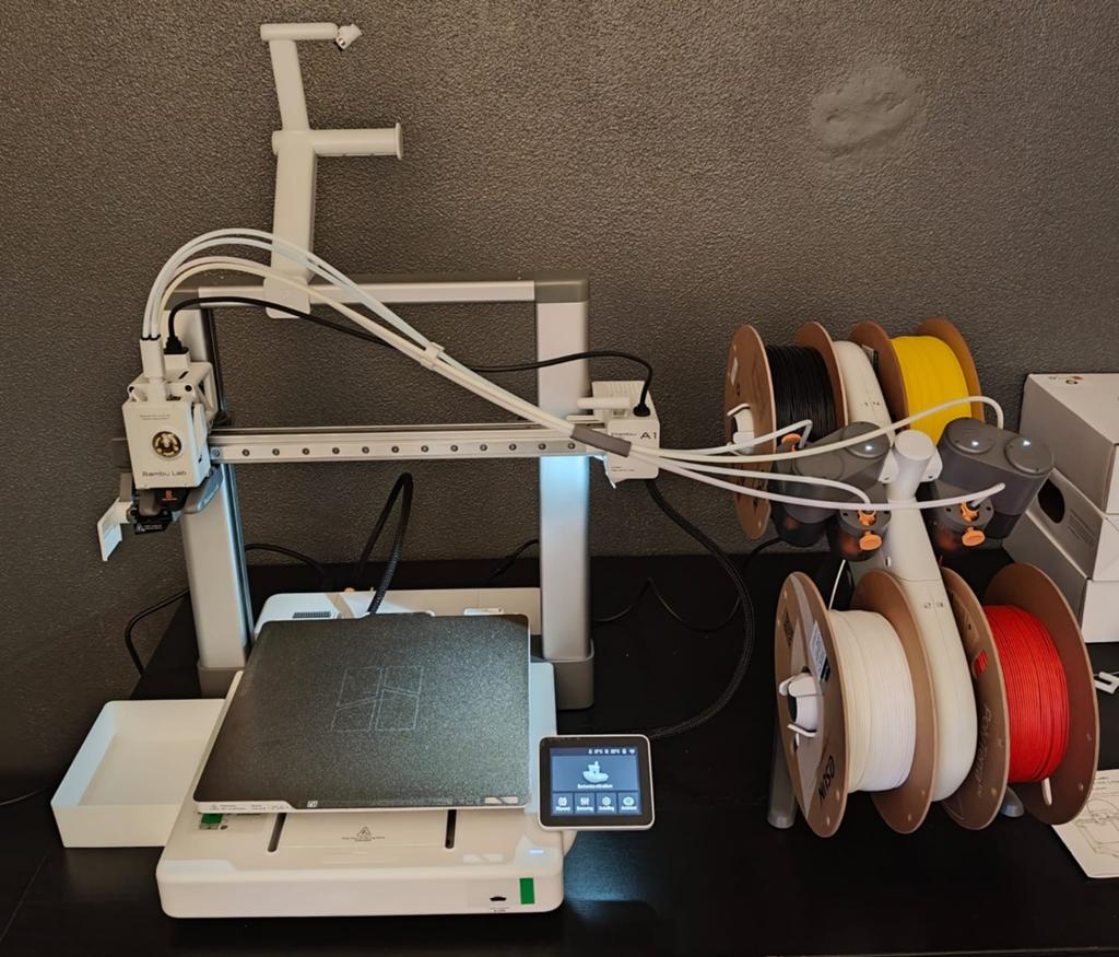 Bambu Lab A1 Combo 3D-printer en veel filament, Computers en Software, 3D Printers, Bambu Lab, Ophalen of Verzenden, Zo goed als nieuw