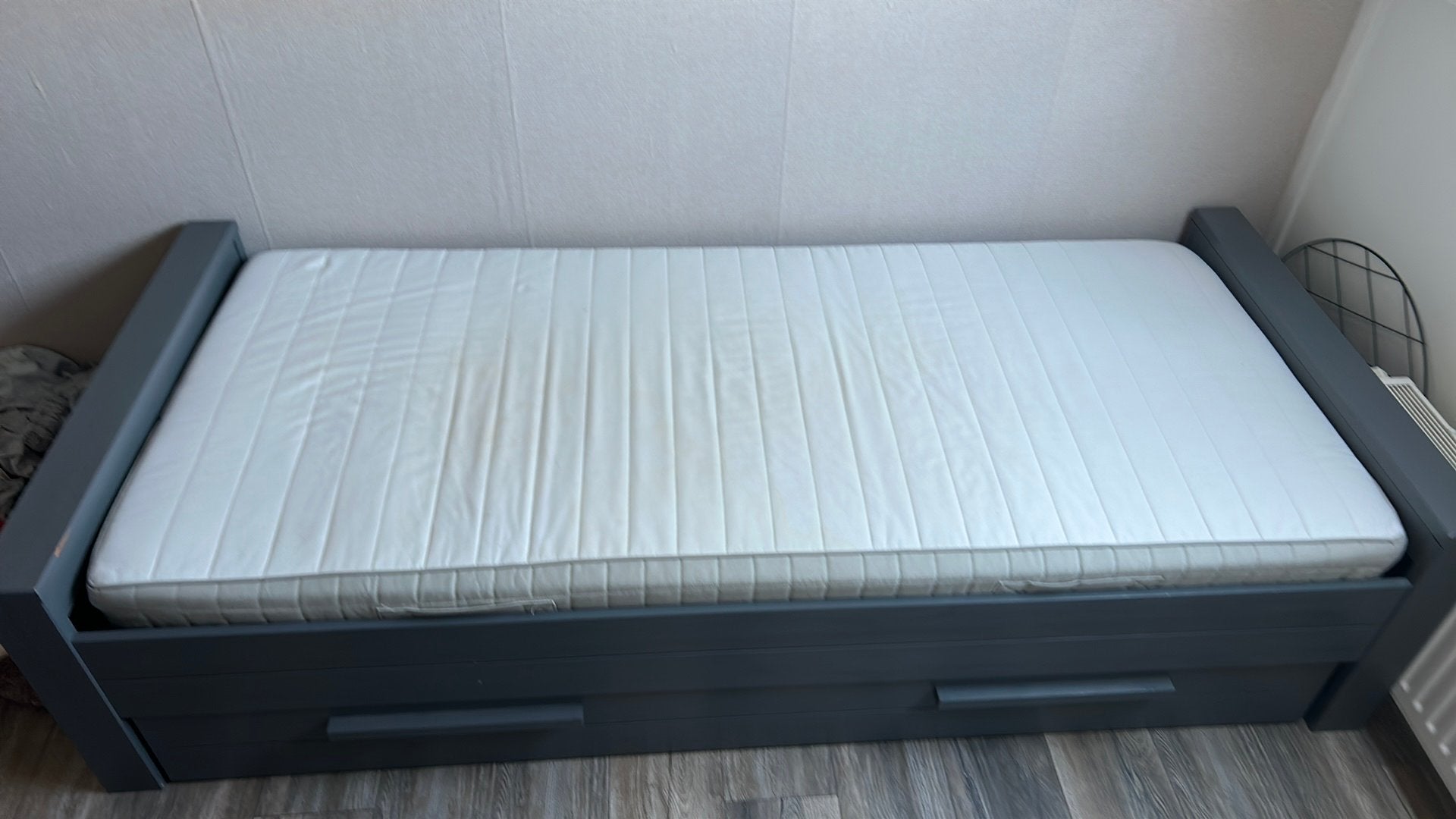Woood bed Dennis als nieuw. 90x200cm, Ophalen, Zo goed als nieuw, Eenpersoons
