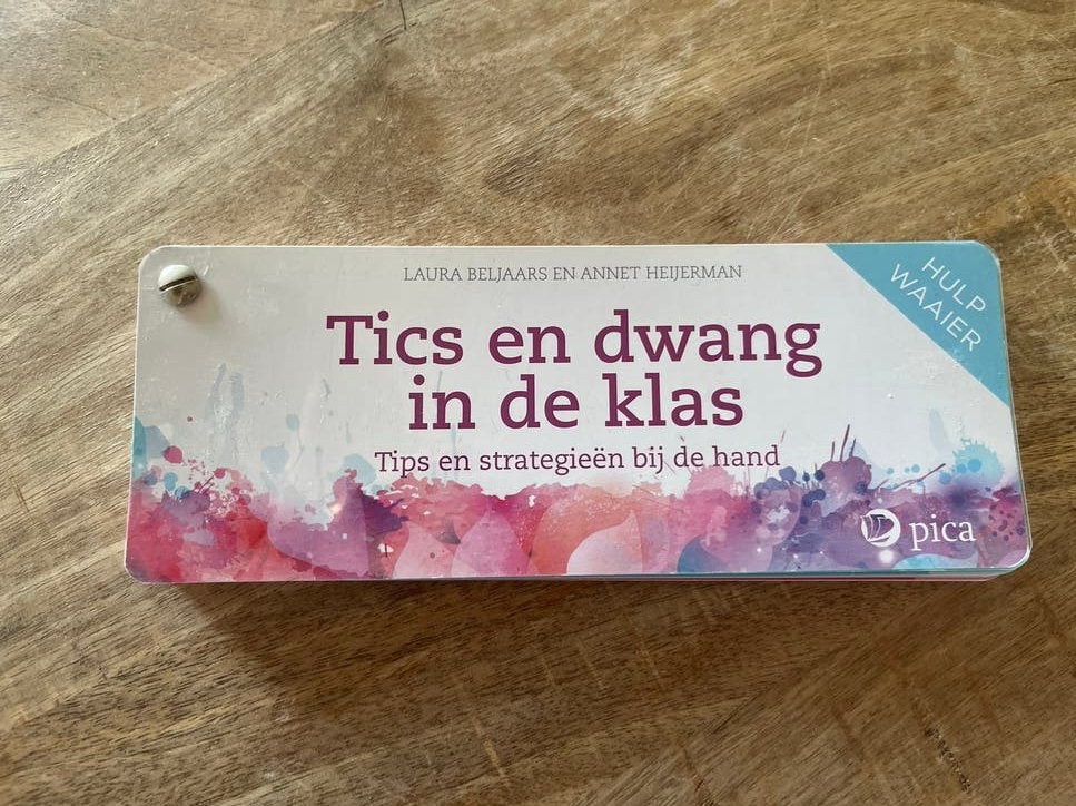 Hulpwaaier: Tics en dwang in de klas (Pica), Ophalen of Verzenden, Gamma, Zo goed als nieuw, Niet van toepassing