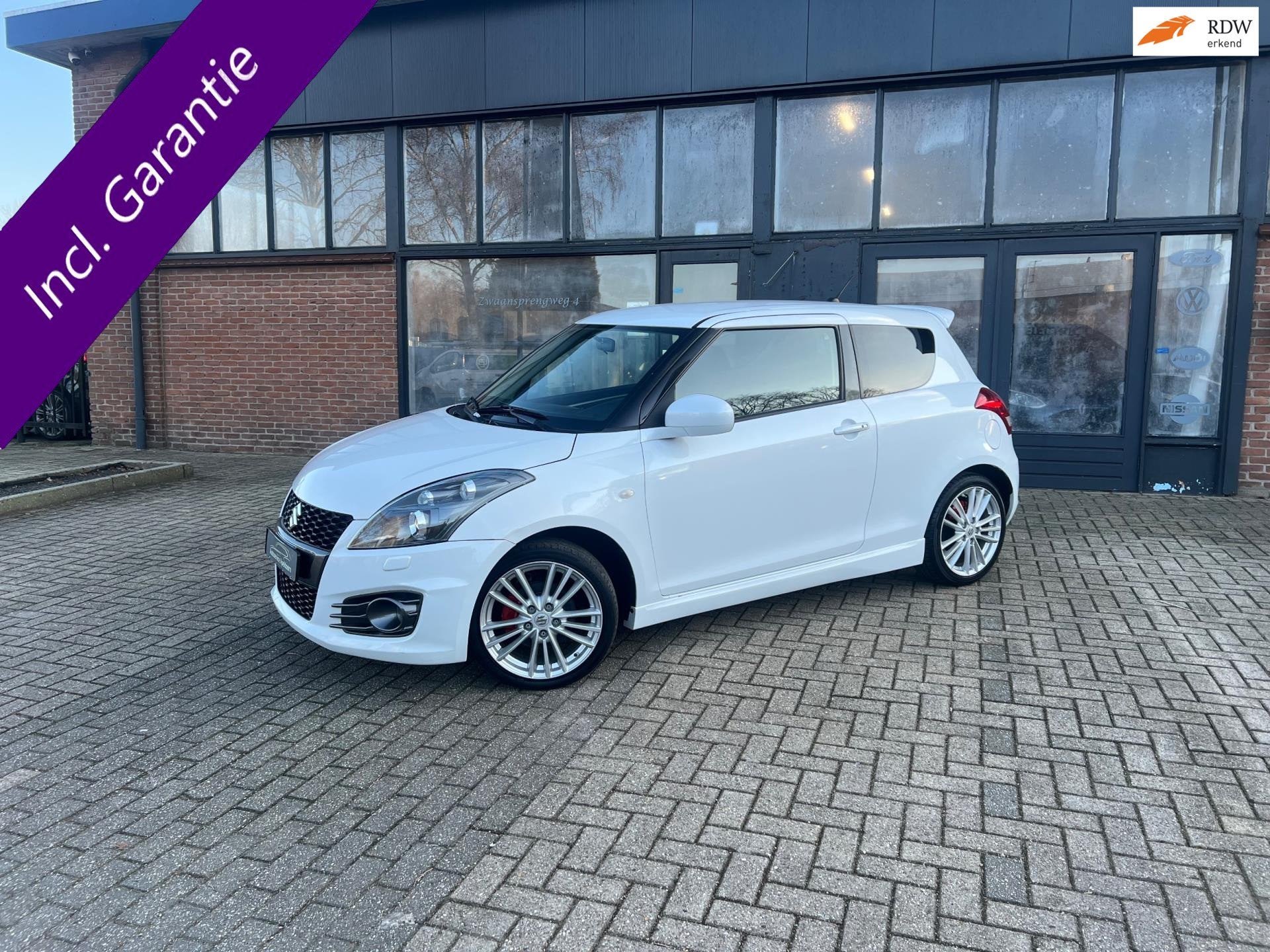 Suzuki Swift 1.6 Sport, Xenon, Parelmoer wit, Auto's, Voorwielaandrijving, Gebruikt, Zwart, 4 cilinders