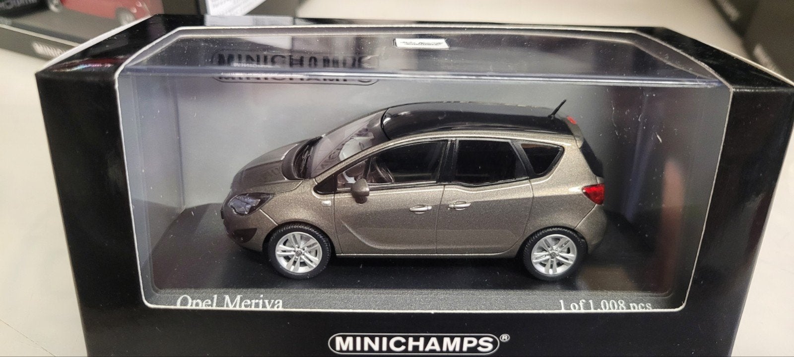 Minichamps 2010 Opel Meriva Bruin_Metallic, Hobby en Vrije tijd, Modelauto's | 1:43, Ophalen of Verzenden, Nieuw, Auto, MiniChamps