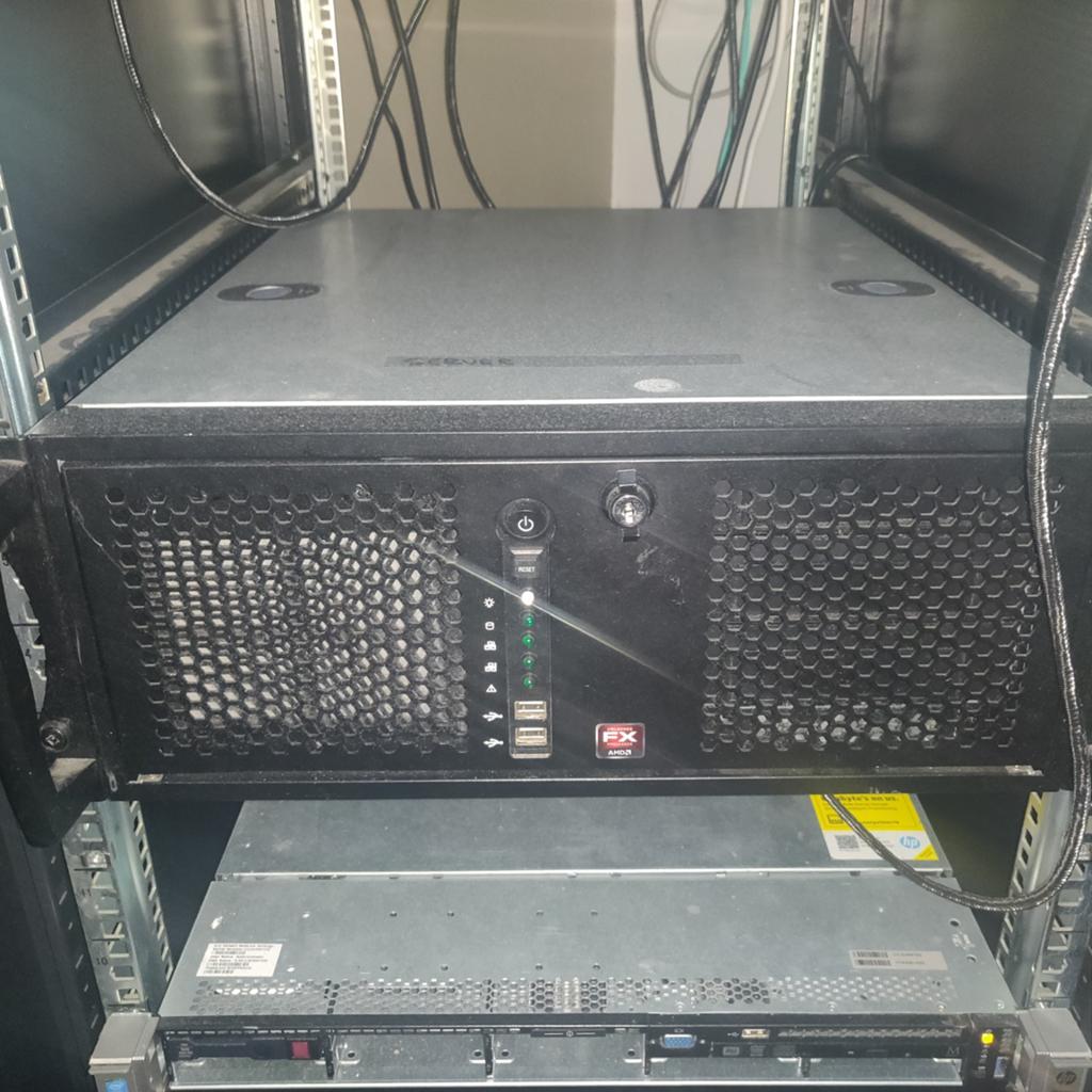 Twee 4U Servers met Energiezuinig Moederbord en SSD's, Computers en Software, Servers, Ophalen of Verzenden, Gebruikt, 32 GB, 2 tot 3 Ghz