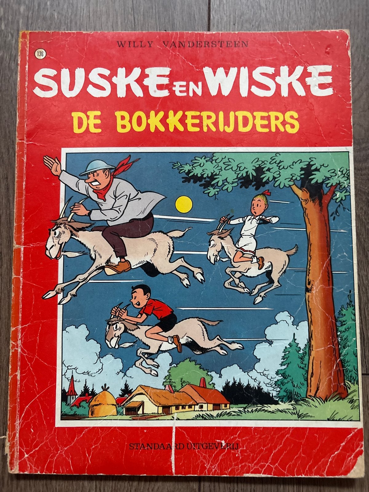 Suske en Wiske - De Bokkerijders (1977), Eén stripboek, Ophalen of Verzenden, Gelezen