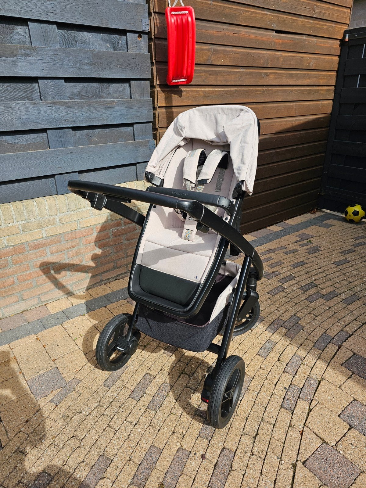 Dubatti two kinderwagen, Kinderen en Baby's, Kinderwagens en Combinaties, Gebruikt, Verstelbare duwstang, Ophalen, Kinderwagen