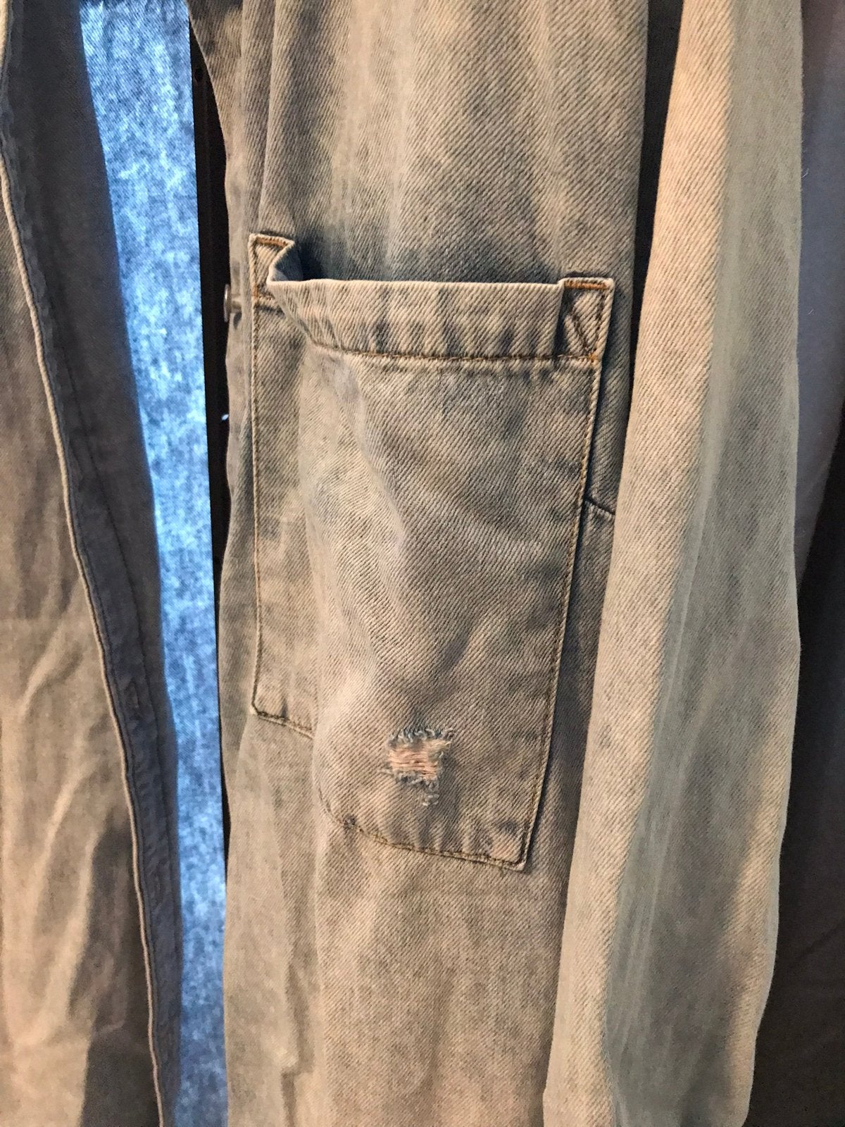 Spijkerjas lang, Ophalen of Verzenden, Zo goed als nieuw, Blauw, Trui of Vest