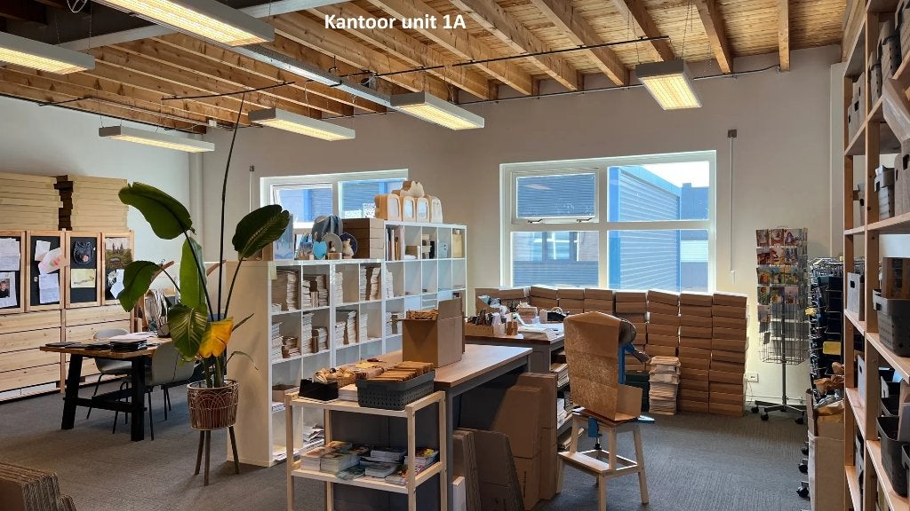 Kantoorruimte 58 m2 vintage look Naarden Gooimeer-Zuid, 58 m², Huur, Kantoorruimte