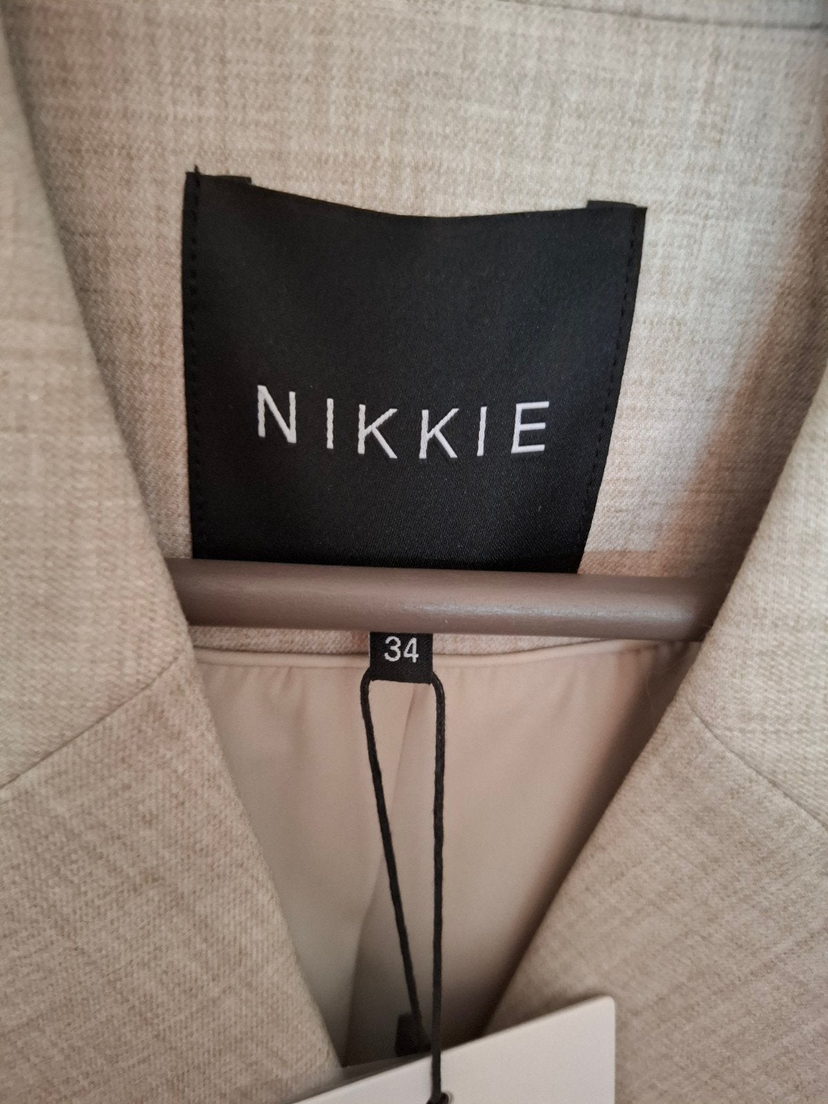 nikkie blazer maat 34, Kleding | Dames, Ophalen of Verzenden, Nieuw, Maat 34 (XS) of kleiner
