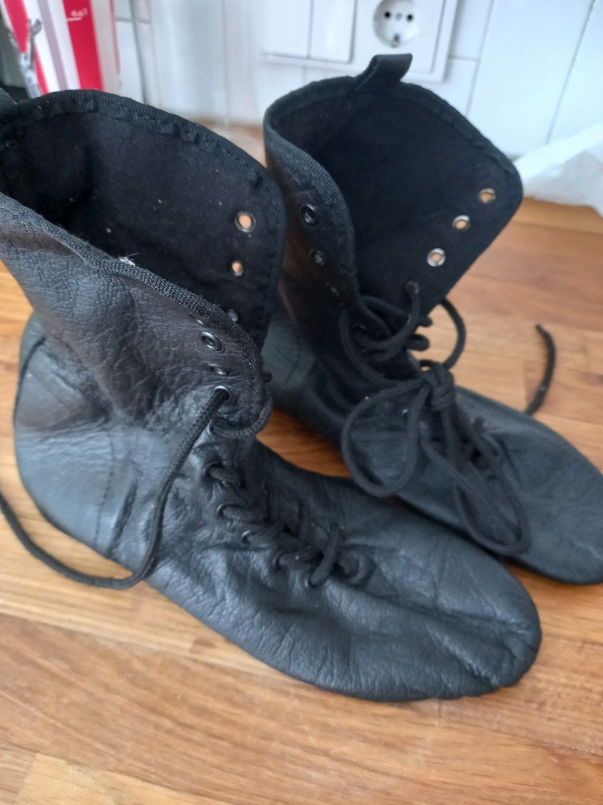 Zwarte Jazz Laarsjes - Maat 23.5cm, Ophalen of Verzenden, Gebruikt, Schoenen