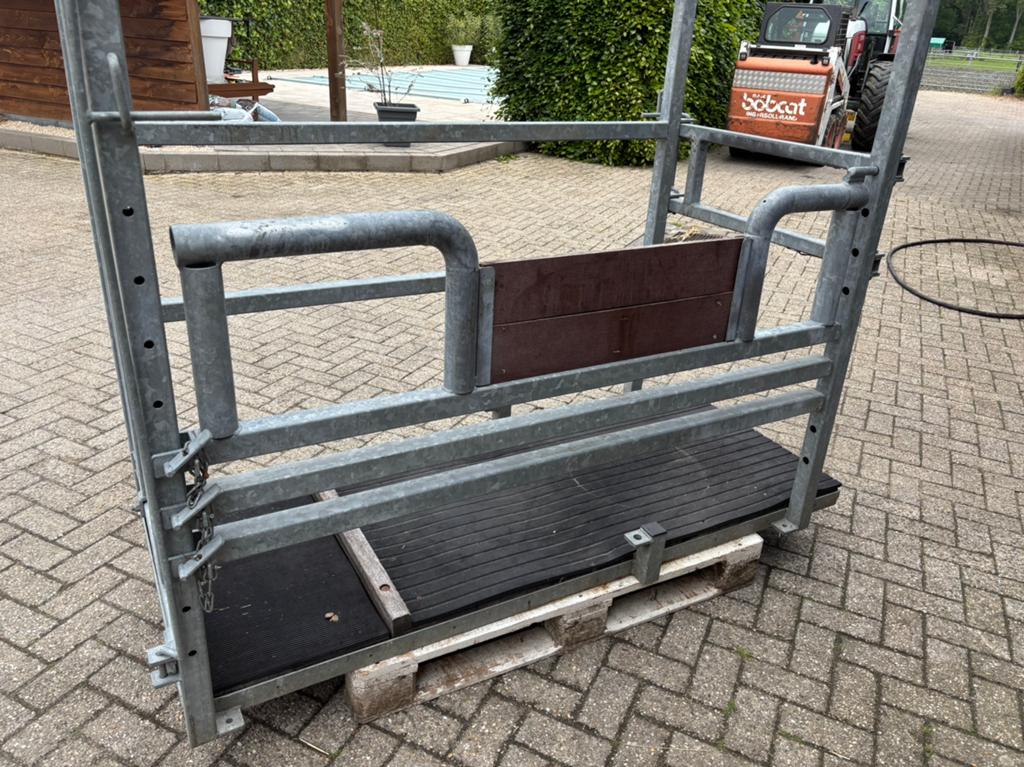 Koebox / Keizersnedebox, Zakelijke goederen, Agrarisch | Werktuigen, Ophalen of Verzenden, Veehouderij