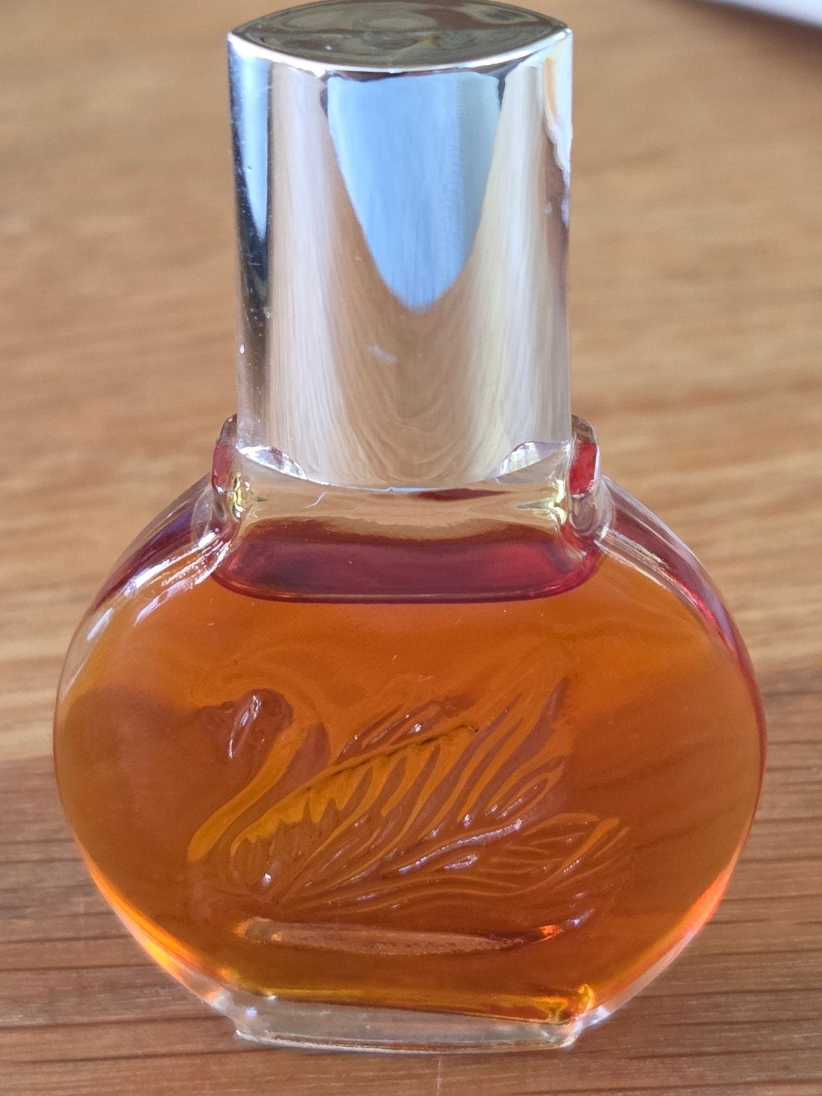Vintage Gloria Vanderbilt parfumminiatuur - origineel & vol, Ophalen of Verzenden, Zo goed als nieuw, Miniatuur, Gevuld