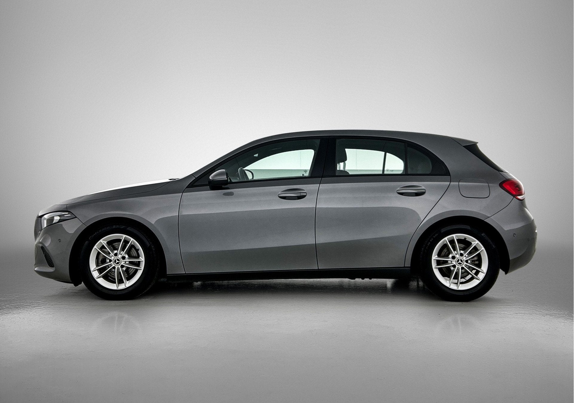 Mercedes-Benz A-Klasse 160 Business Solution | Parkeerpakket, Auto's, Voorwielaandrijving, 12 maanden, Stof, Gebruikt