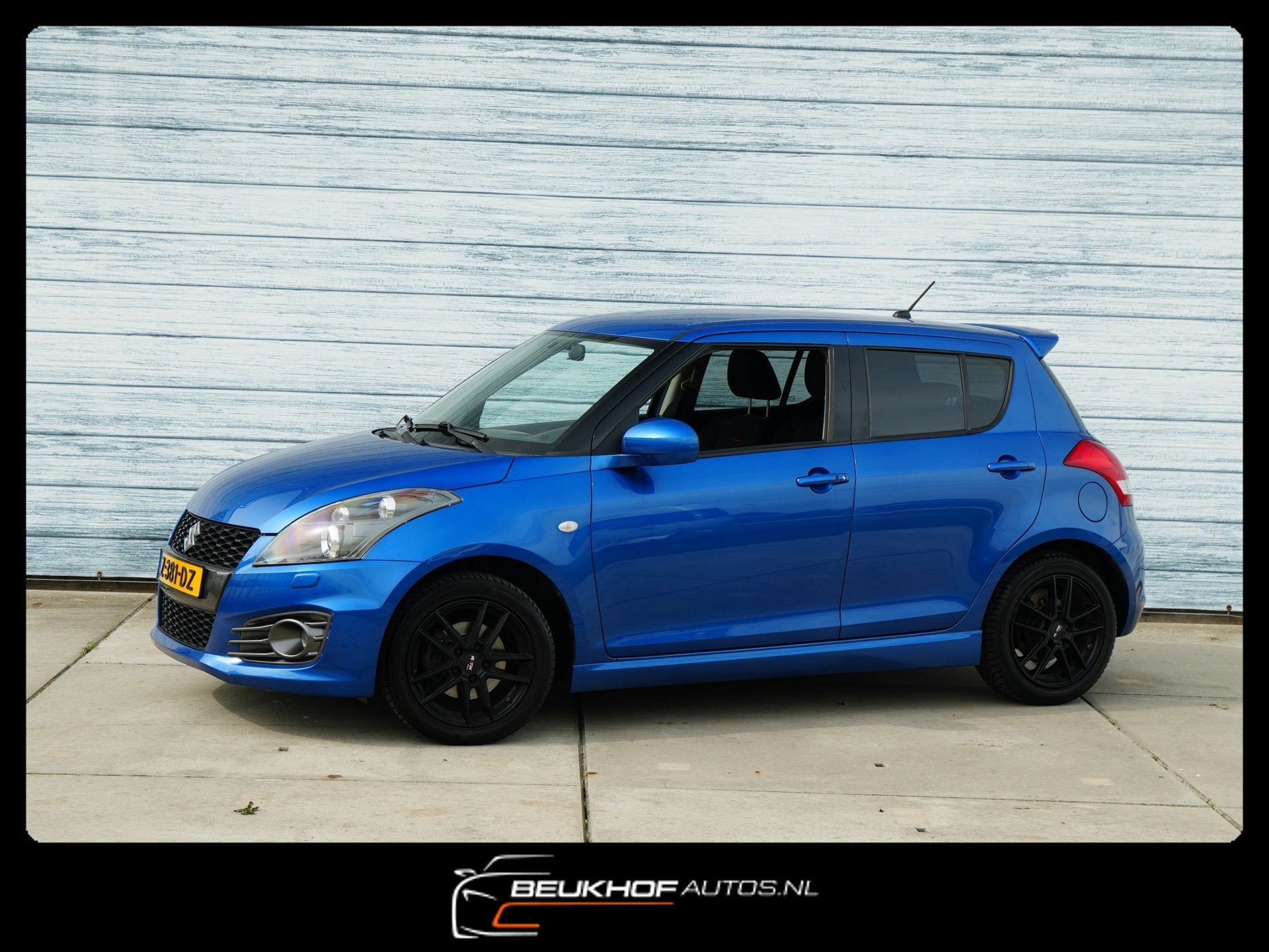 Suzuki Swift 1.6 Sport 136Pk Spoiler Airco Cruise Bluetooth, Auto's, Suzuki, Voorwielaandrijving, Gebruikt, 4 cilinders, Stoelverwarming