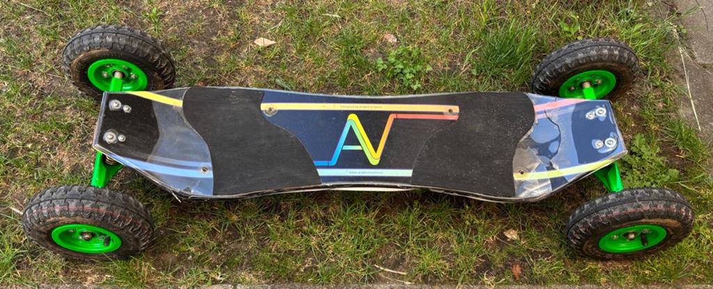 Mountainboard - All-terrain skateboard, Ophalen of Verzenden, Gebruikt, Overige typen