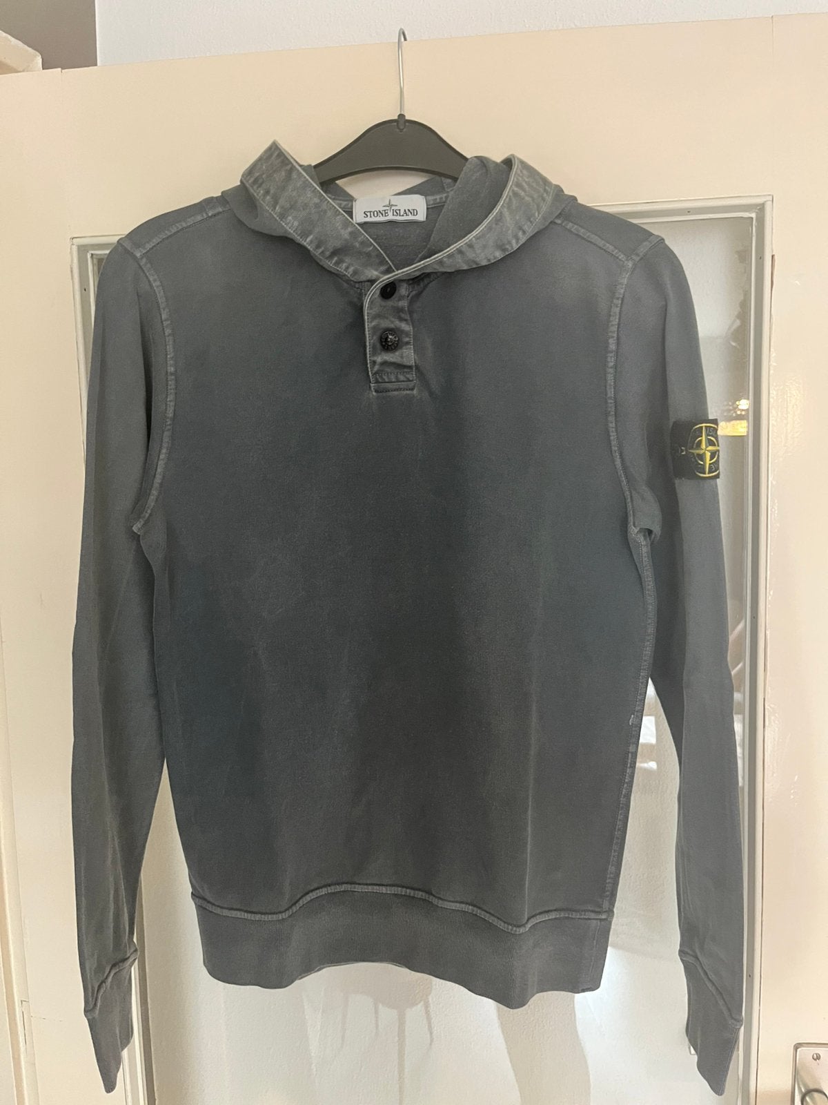 Stone island, Kleding | Heren, Truien en Vesten, Verzenden, Zo goed als nieuw, Maat 48/50 (M), Grijs