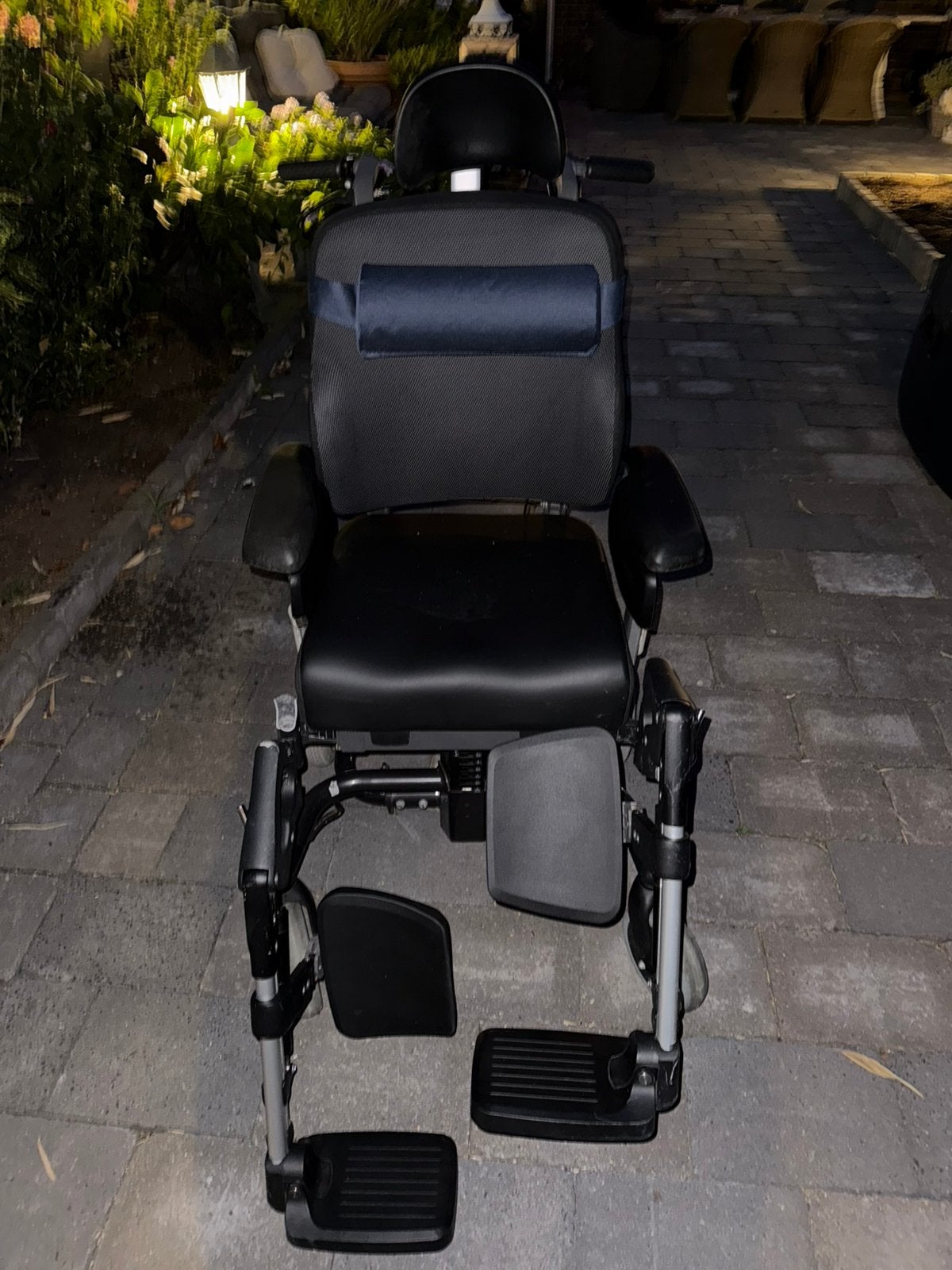 Sedeo kantelbare rolstoel + rugsteun  (1 steun afgebroken), Ophalen, Zo goed als nieuw, Duwrolstoel
