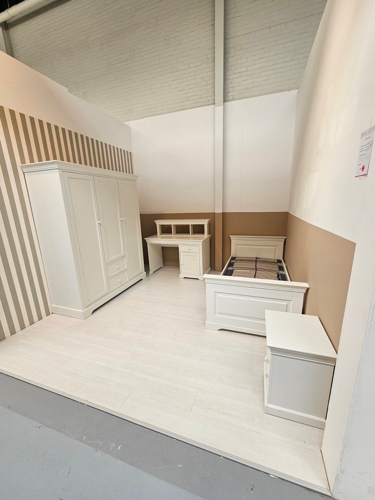 Tienerkamer Kidsmill Chateau wit, Kinderen en Baby's, Kinderkamer | Complete kinderkamers, Ophalen, Zo goed als nieuw, Jongetje of Meisje