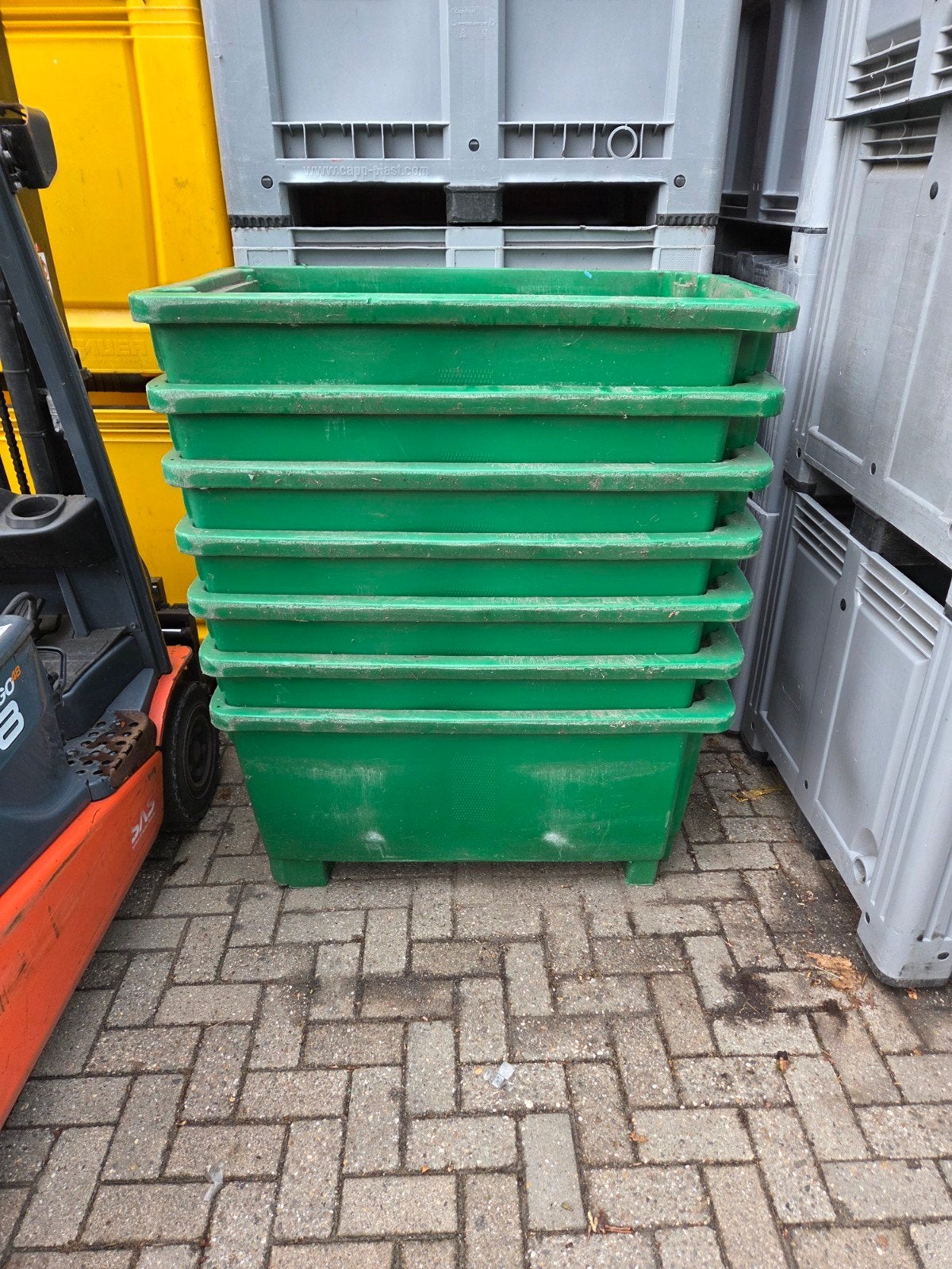 Opslag bak opslagbox hooibak slowfeeder