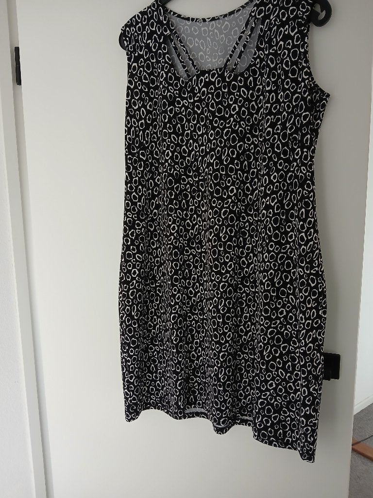 Tuniek, Kleding | Dames, Blouses en Tunieken, Ophalen of Verzenden, Zo goed als nieuw, Maat 42/44 (L), Meerkleurig
