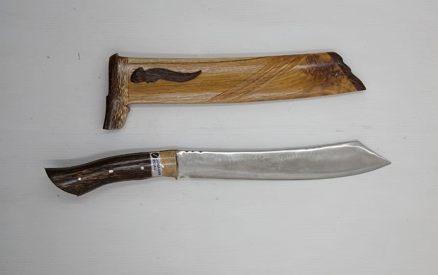 Handgemaakte Golok Pattimura 30 cm  Veerstaal GOL02, Antiek en Kunst, Verzenden