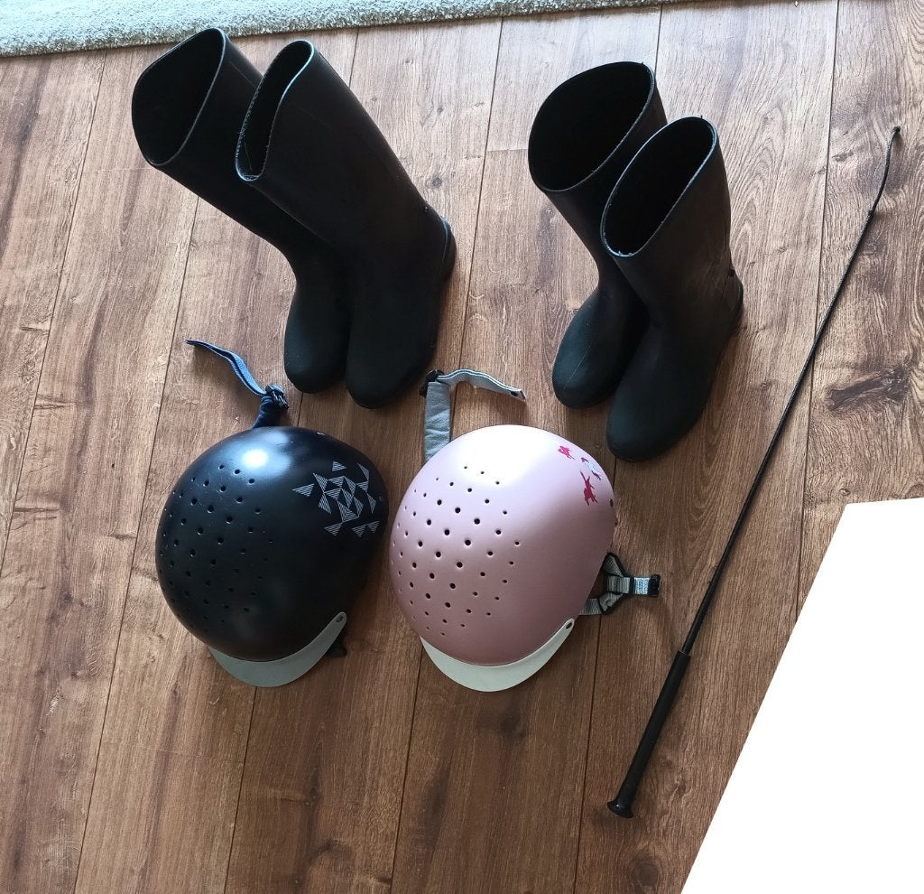 Complete paardrijset voor kinderen: Caps, Laarzen, zweepje, Ophalen, Gebruikt, Kinderen, Dressuur