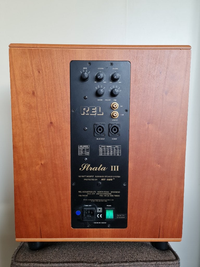 Rel Strata III eiken houte subwoofer van 200W tot 18hz, Audio, Tv en Foto, Luidsprekers, Inclusief kabels, Zo goed als nieuw, Ophalen
