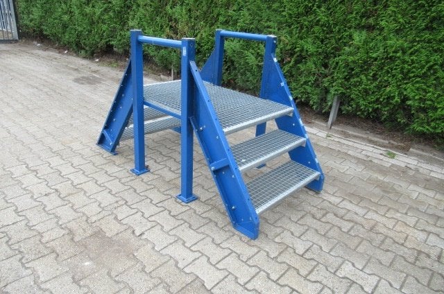 Metalen overloop trap. Gebruikt, Ophalen, Gebruikt, Minder dan 2 meter