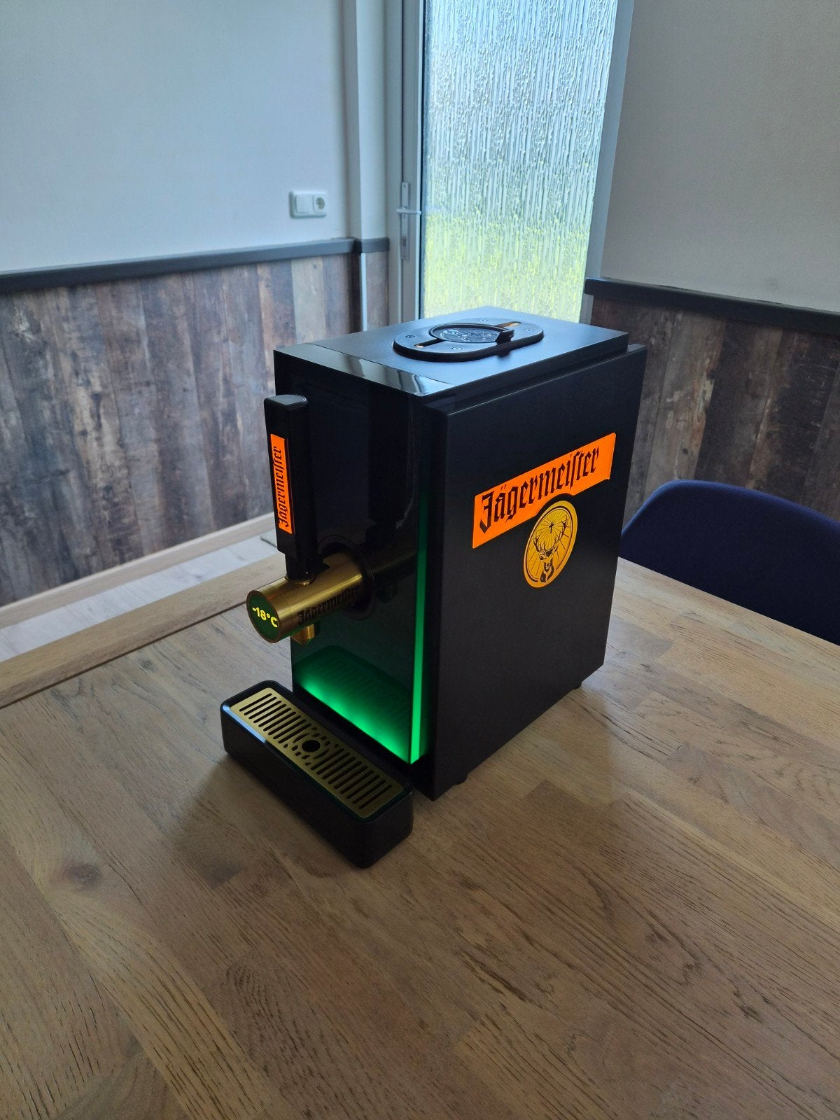 Jägermeister Tapmachine, Ophalen, Zo goed als nieuw, Overige merken