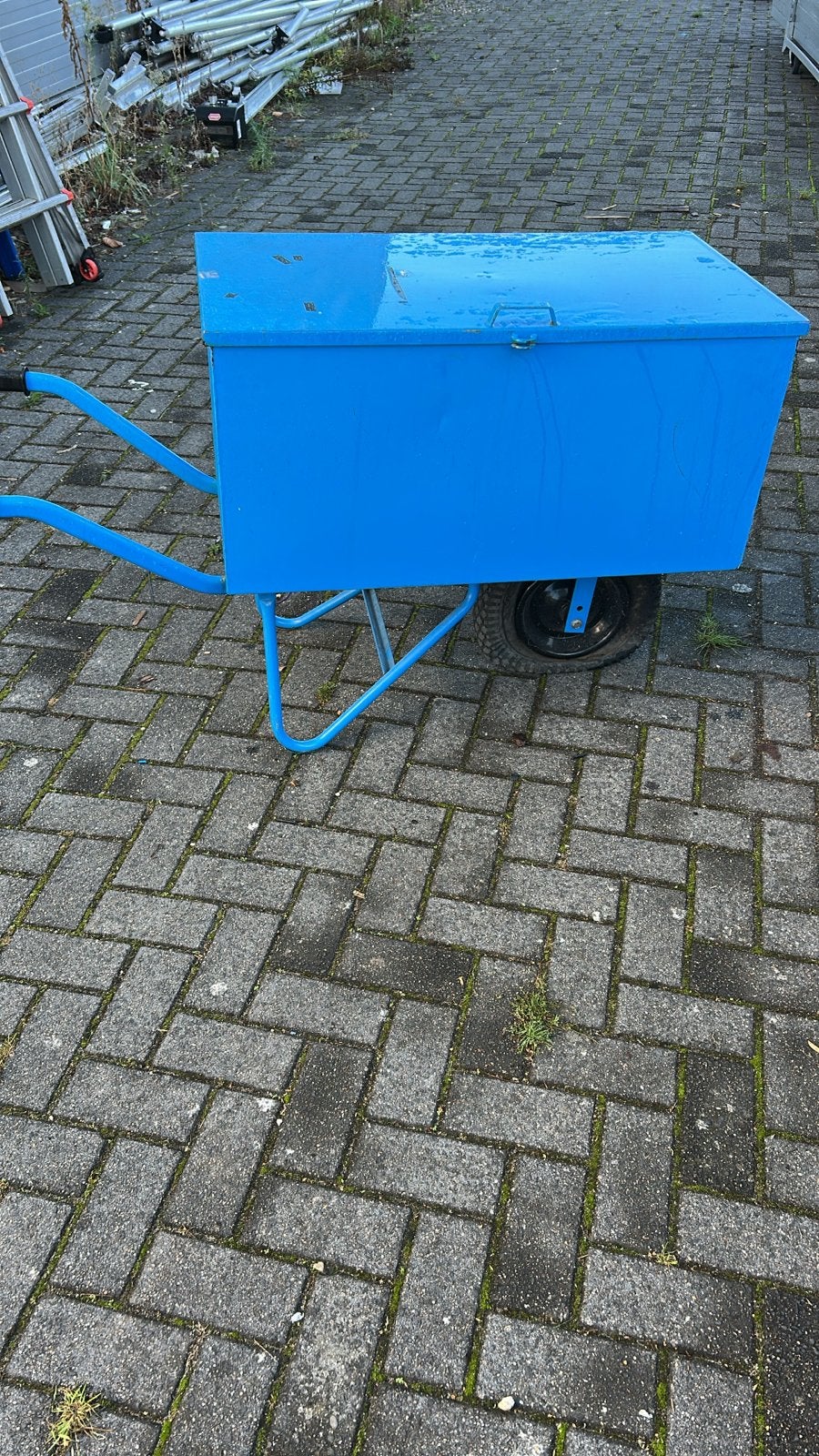Kruiwagen met gereedschap bak - Handig en Robuust, Ophalen of Verzenden, Gebruikt, Handmatig, Eenwielig