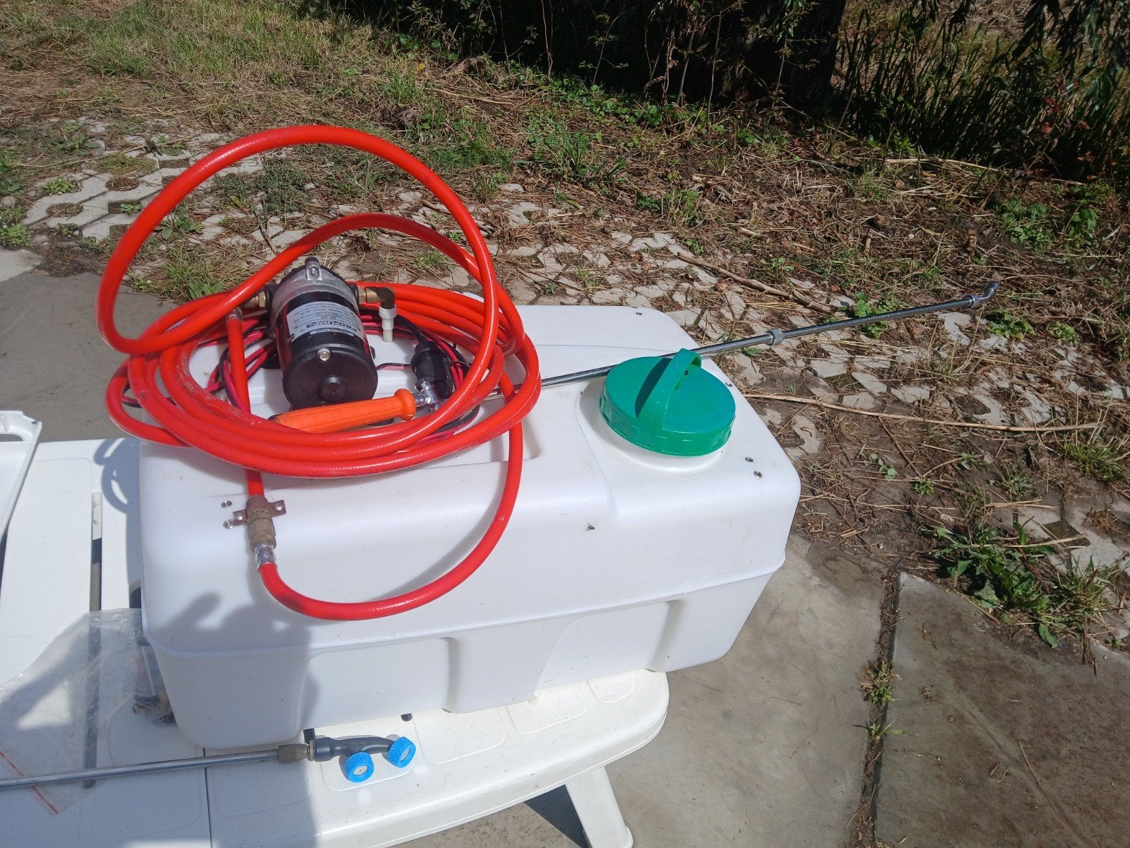 12 volt spuittankje voor quad oid, Ophalen, Zo goed als nieuw, Overige typen