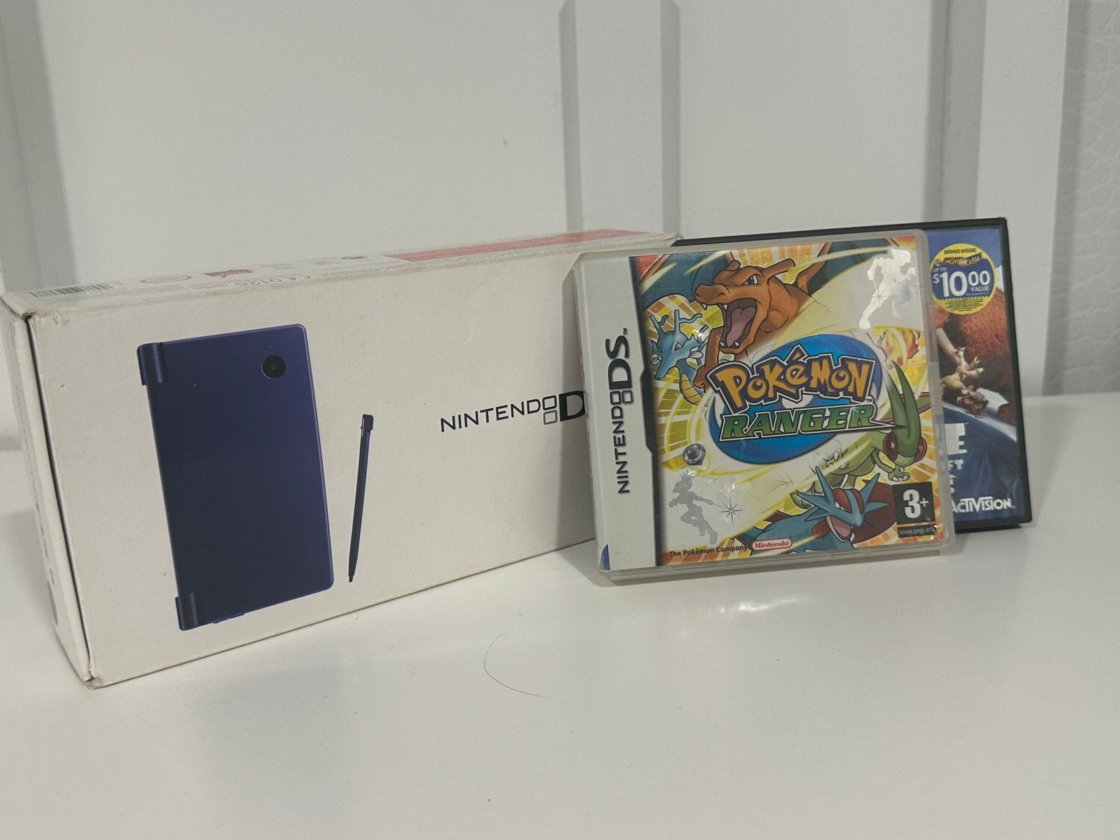 Nintendo DSi Blauw in doos met twee spellen, Spelcomputers en Games, Spelcomputers | Nintendo DS, Met games, Blauw, Dsi, Ophalen of Verzenden