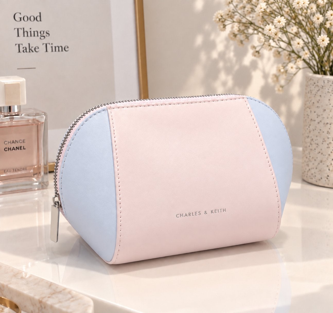 Charles & Keith Make-up Tasje Roze/Blauw, Ophalen of Verzenden, Nieuw, Roze, Softcase