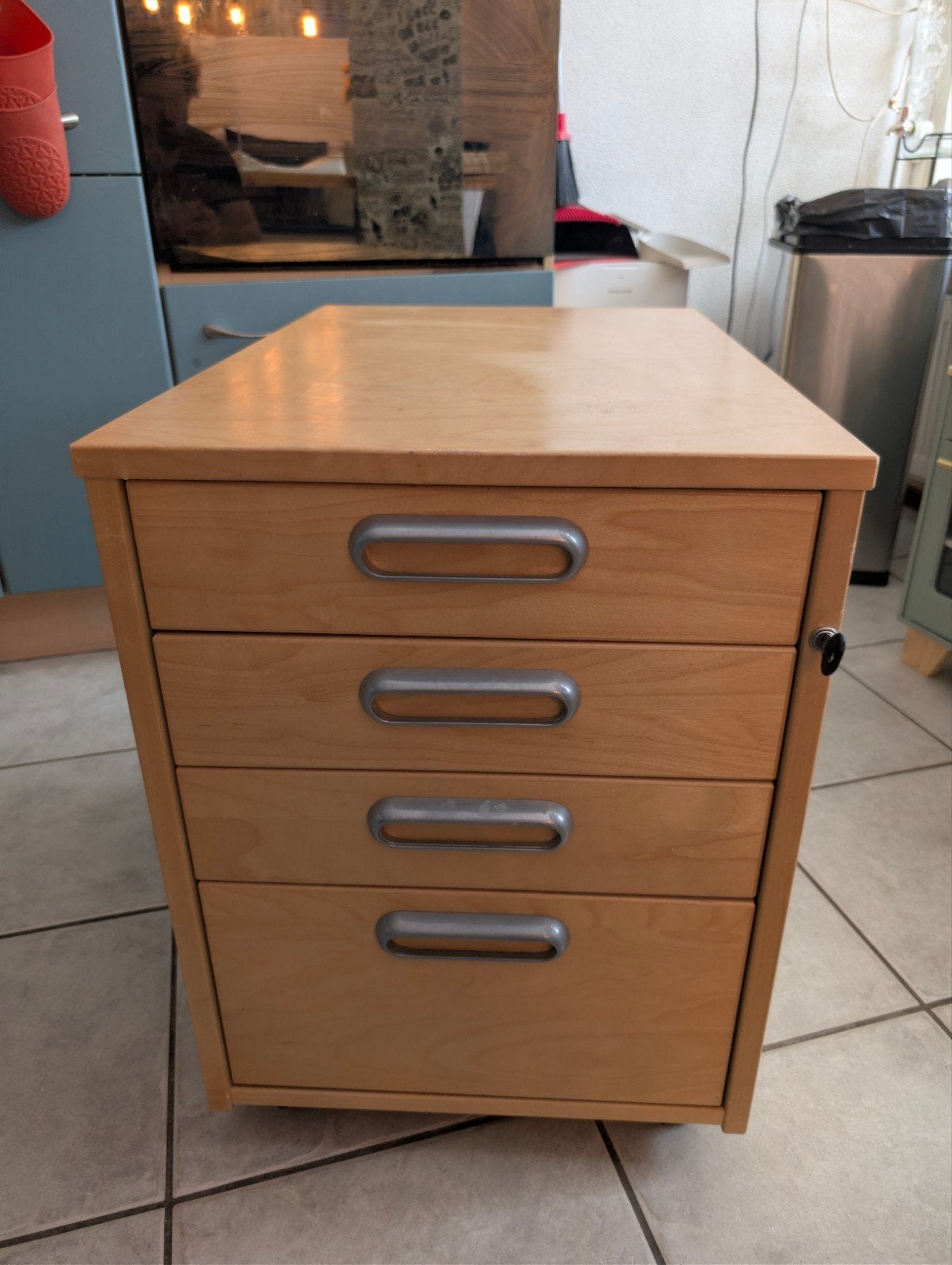 IKEA Effektiv ladekast - Nog in goede staat, Ophalen, Minder dan 50 cm, Zo goed als nieuw, 3 of 4 laden
