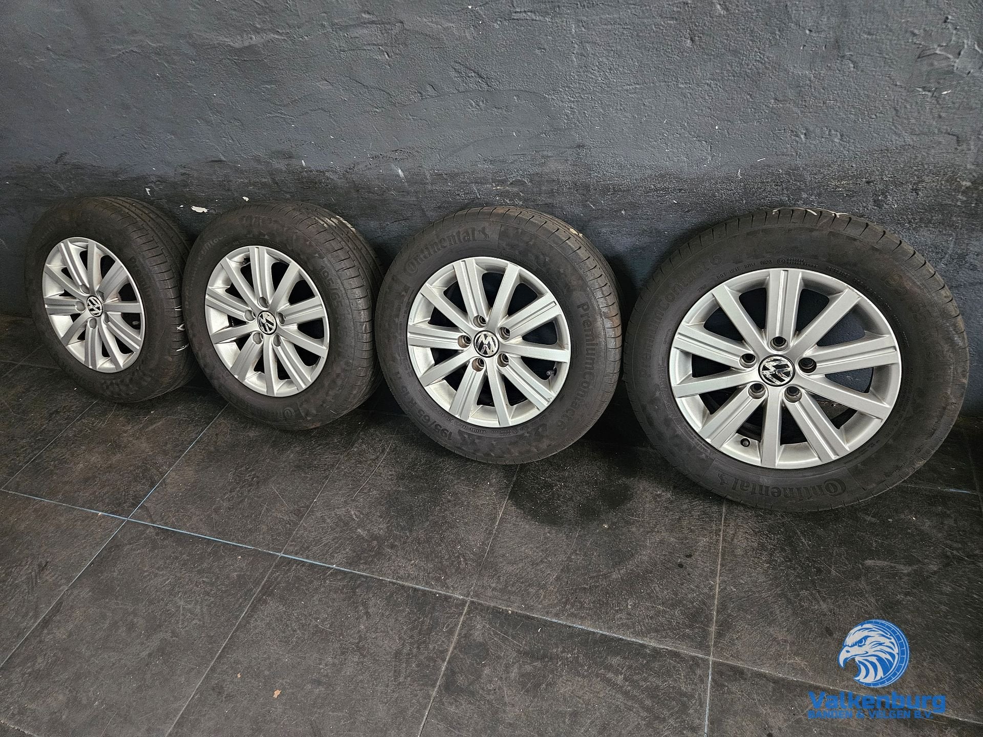 7-8mm! Originele VW Golf Caddy Wellington 15 inch velgen 5x1