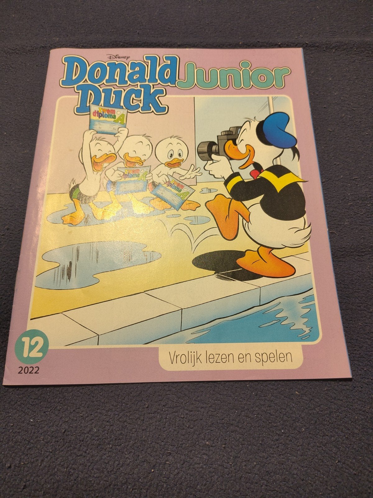 Donald Duck Junior - Vrolijk lezen en spelen - 2022, Boeken, Ophalen, Eén stripboek, Zo goed als nieuw, Disney Donald Duck