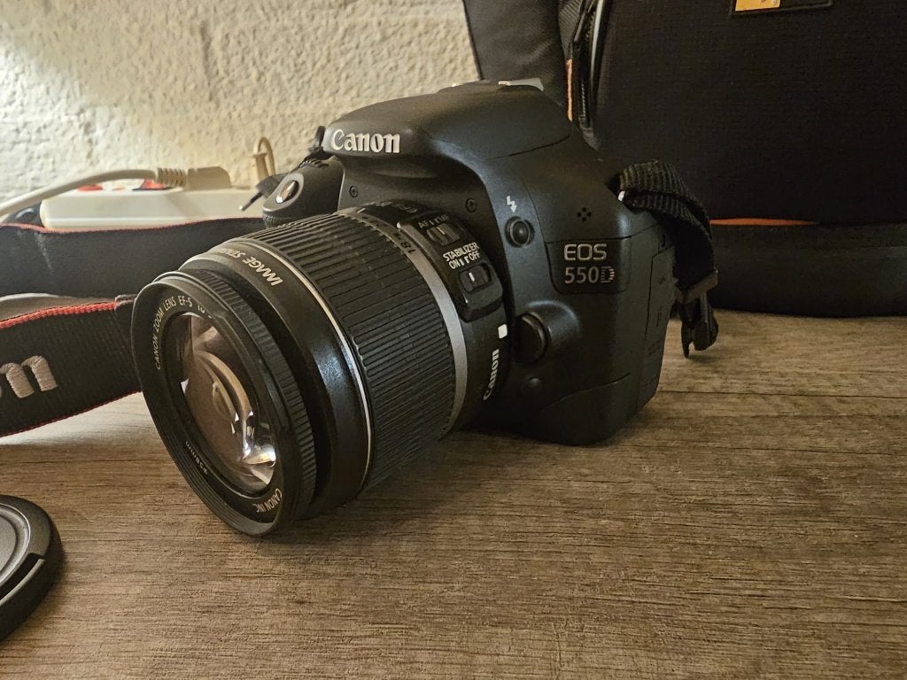 Canon EOS-550D spiegel reflex, Audio, Tv en Foto, Fotocamera's Digitaal, Ophalen, Spiegelreflex, Canon, Zo goed als nieuw