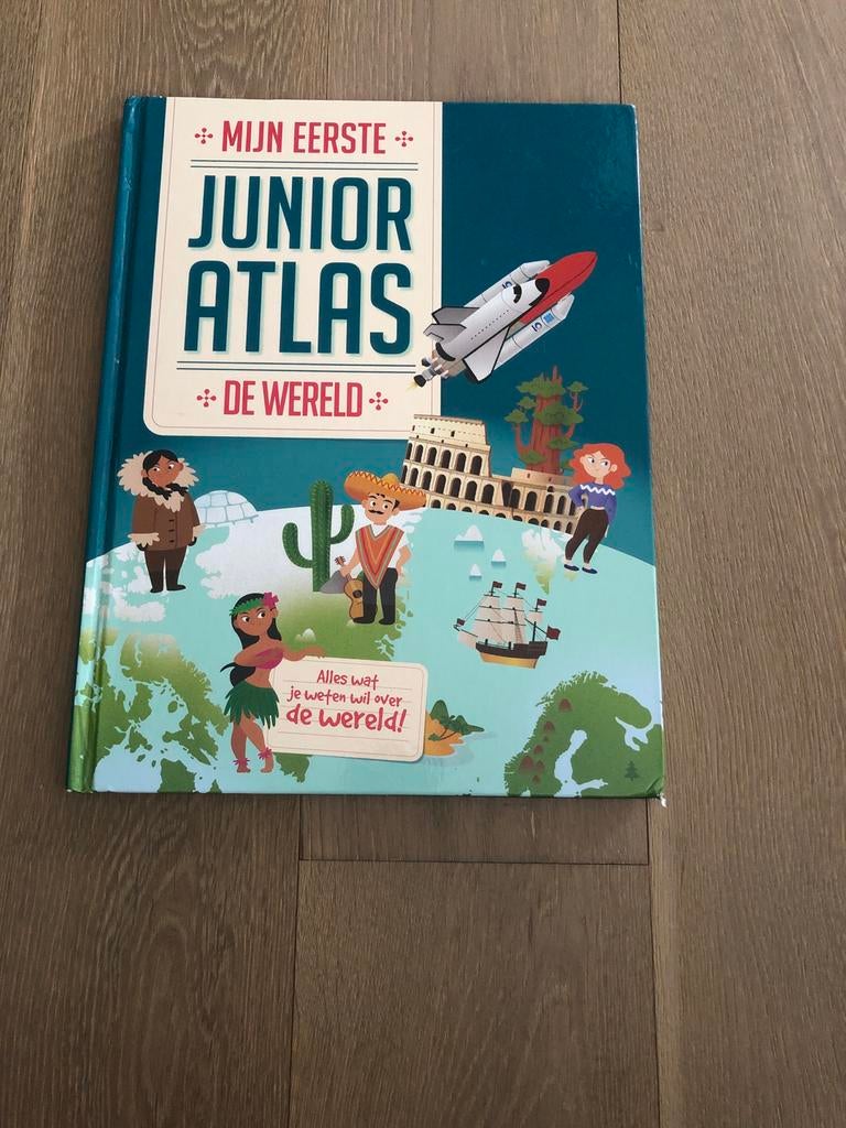 Mijn Eerste Junior Atlas De Wereld, Boeken, Atlassen en Landkaarten, Gelezen, Overige atlassen, 2000 tot heden, Ophalen of Verzenden