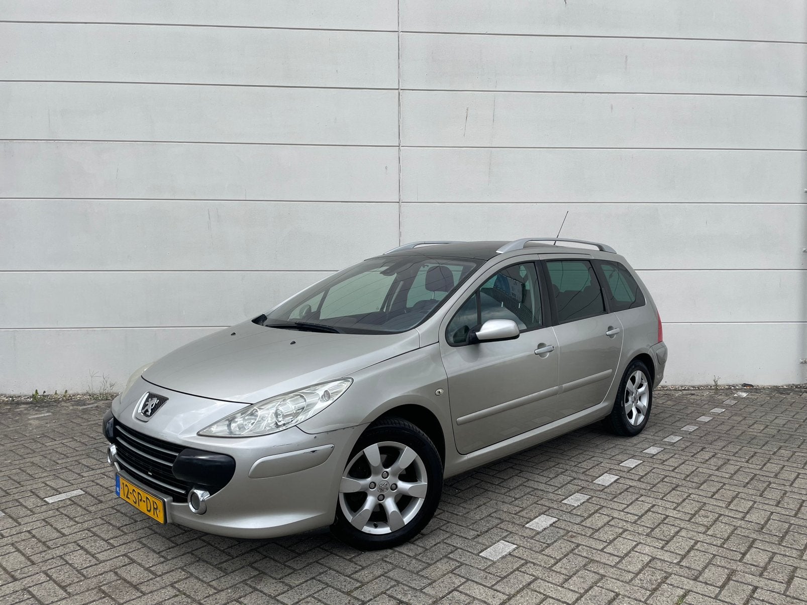 Peugeot 307 1.6 XR Break 2006/FULL OPTION/LEDER/APK 05-2027/, 4 cilinders, 715 kg, 7 stoelen, Handgeschakeld