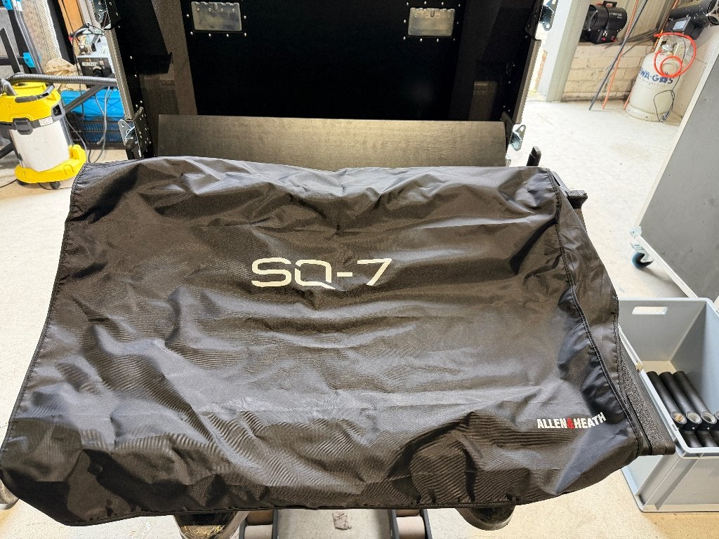 Allen & Heath SQ7 mengtafel + Dante, Ophalen, Nieuw, 20 kanalen of meer, Microfooningang