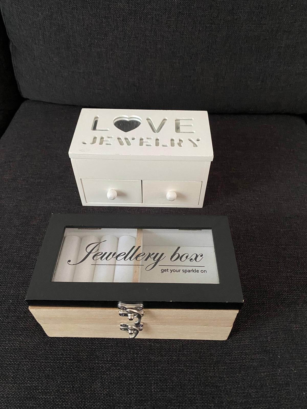 Sieraden box, Ophalen