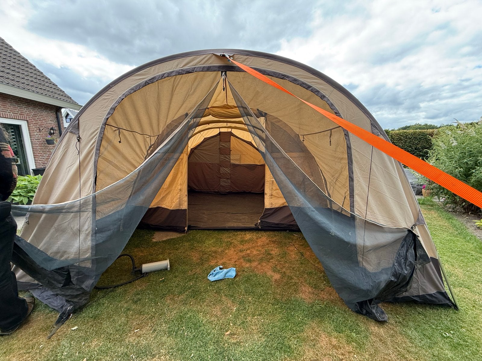 Bardani Airwolf 4000tc —    Ruime tunneltent voor 6 personen, Caravans en Kamperen, Tenten, Ophalen, Gebruikt, Tot en met 6