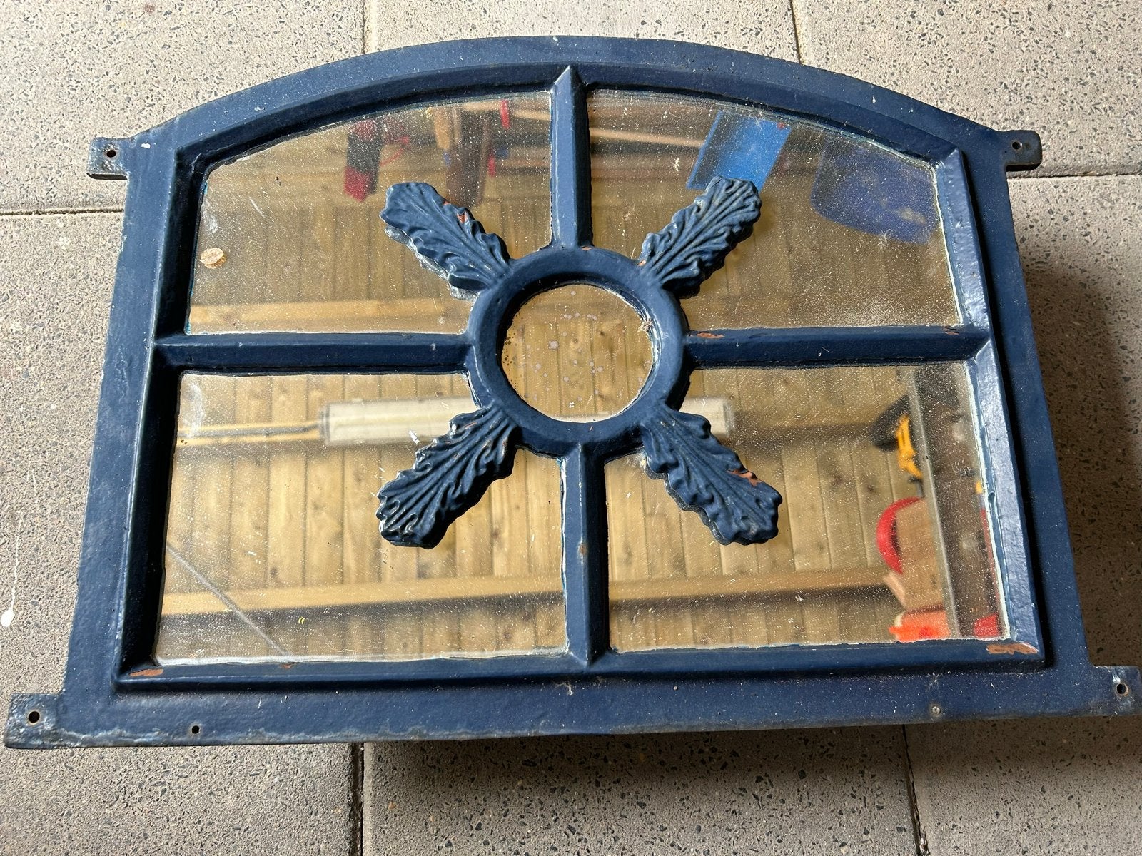 Decoratief stalraam met spiegelglas, Ophalen, Overige vormen, 50 tot 100 cm, Minder dan 100 cm