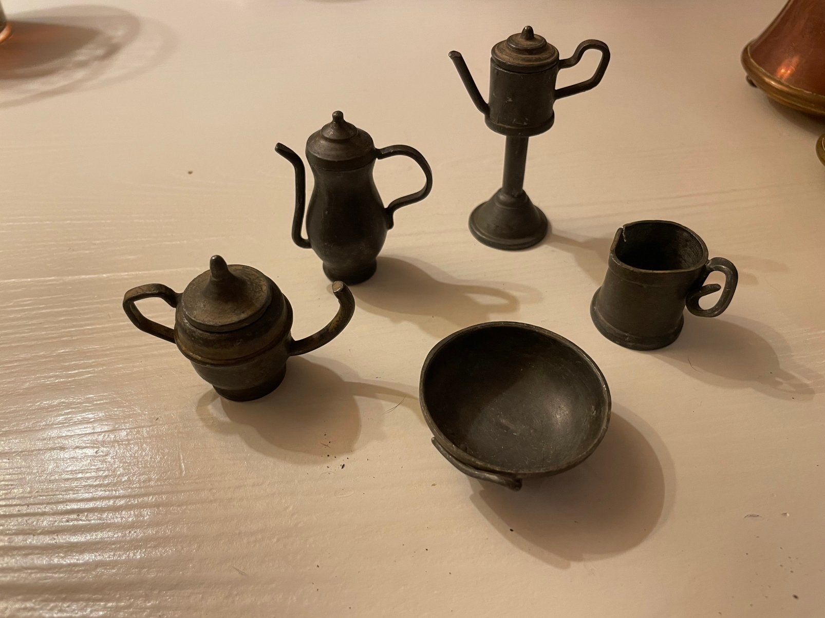 Oude metalen miniatuurset voor poppenhuis – 5 stuks, Ophalen of Verzenden