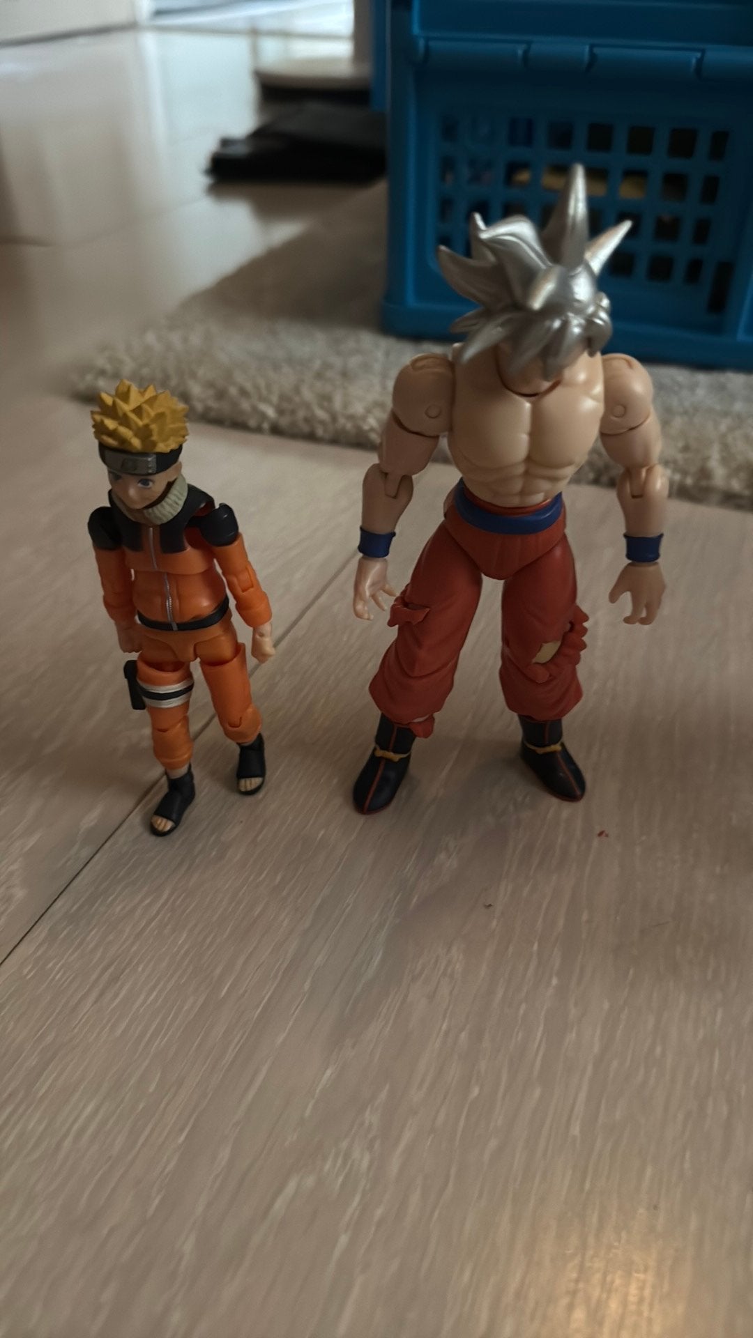 Goku en naruto, Ophalen of Verzenden, Zo goed als nieuw