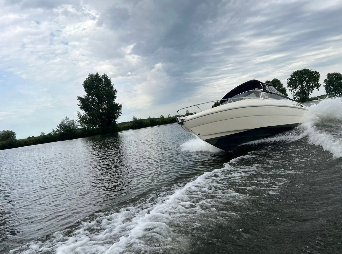Cranchi Elipse 21, Watersport en Boten, Ophalen, Zo goed als nieuw, Benzine, Binnenboordmotor