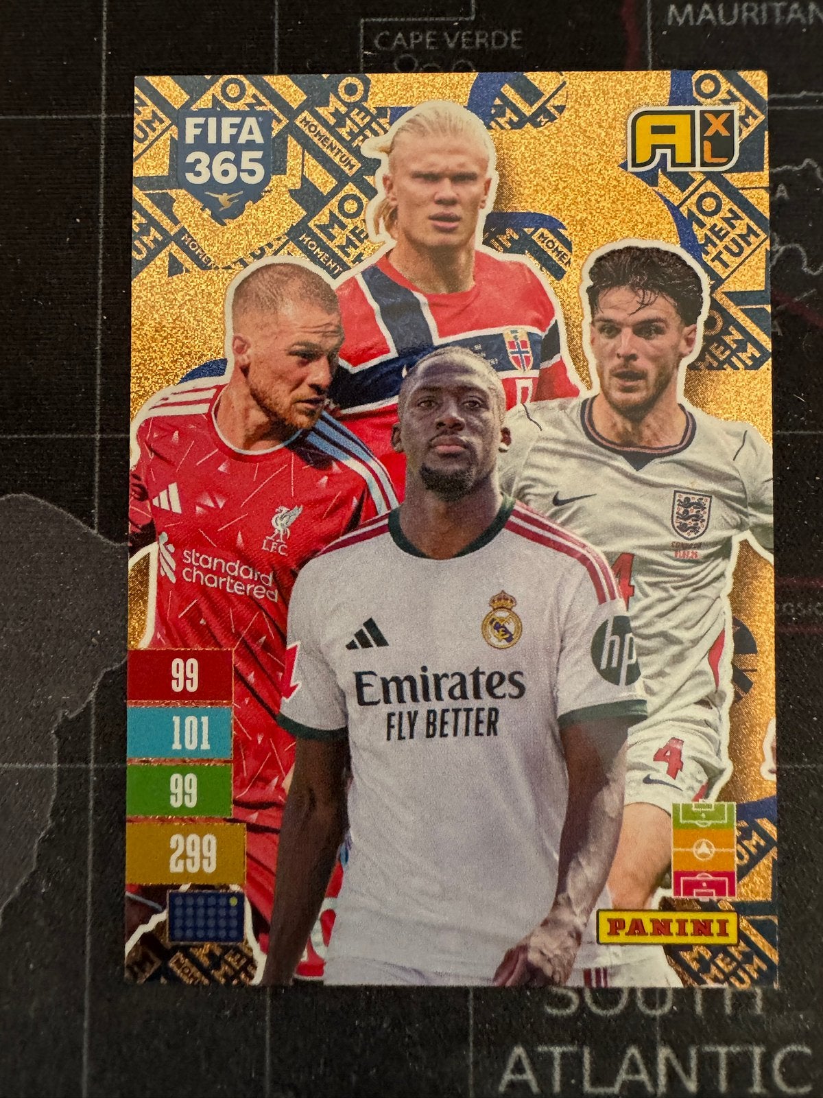 Panini FIFA 365 Adrenalyn XL 2027 - 4-Player Momentum Gold, Ophalen of Verzenden, Zo goed als nieuw, Buitenlandse clubs, Poster, Plaatje of Sticker