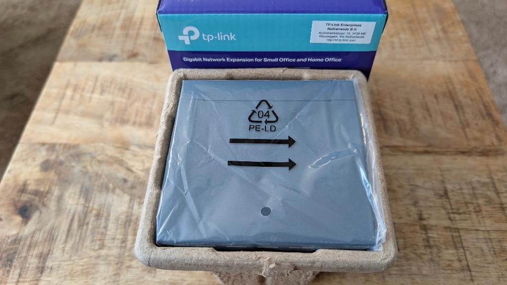 TP-Link 5-poorts Gigabit Switch TL-SG 105 - *nieuw*, Ophalen of Verzenden, Nieuw