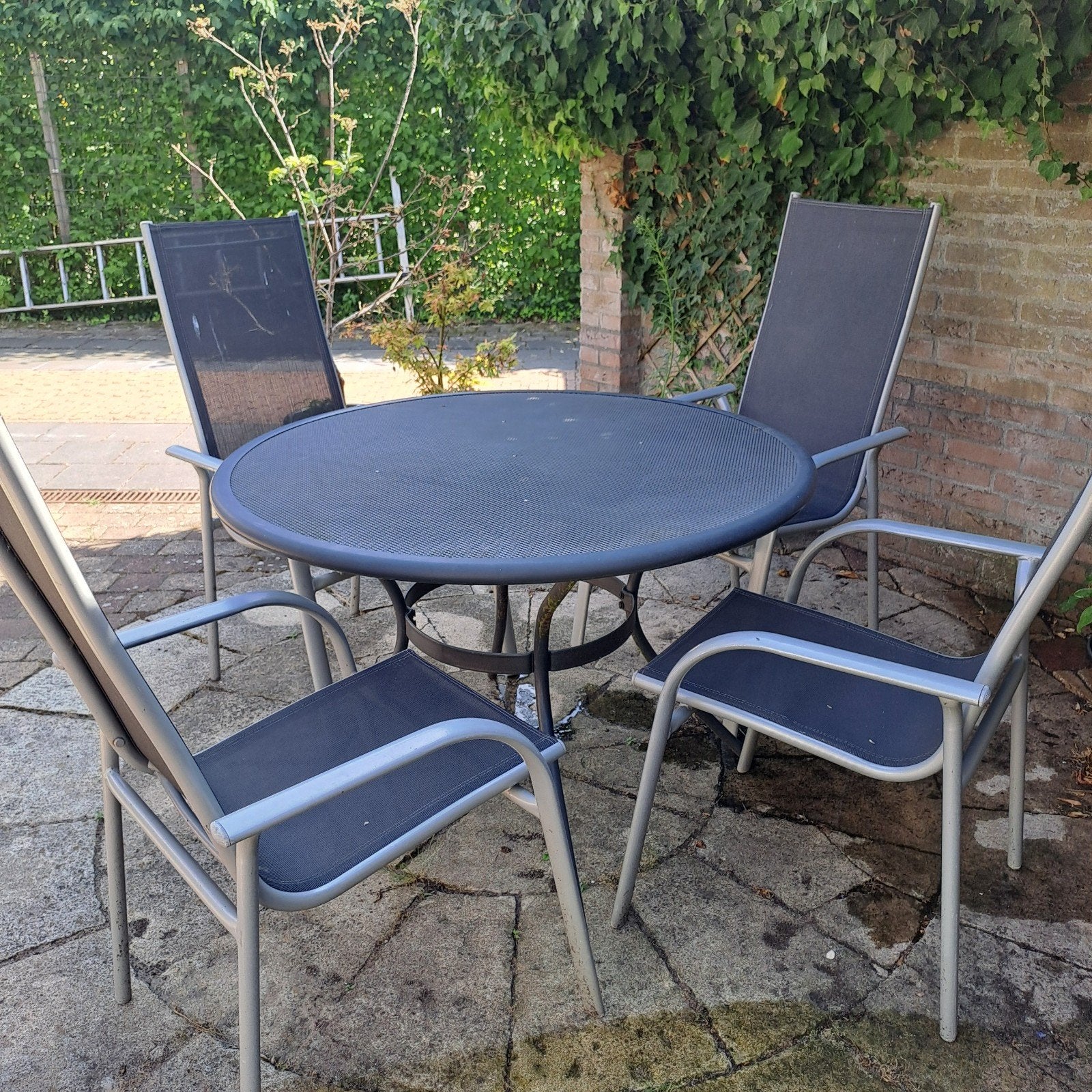 Tuinset met 4 stoelen en ronde tafel, Tuin en Terras, Tuinsets en Loungesets, Ophalen